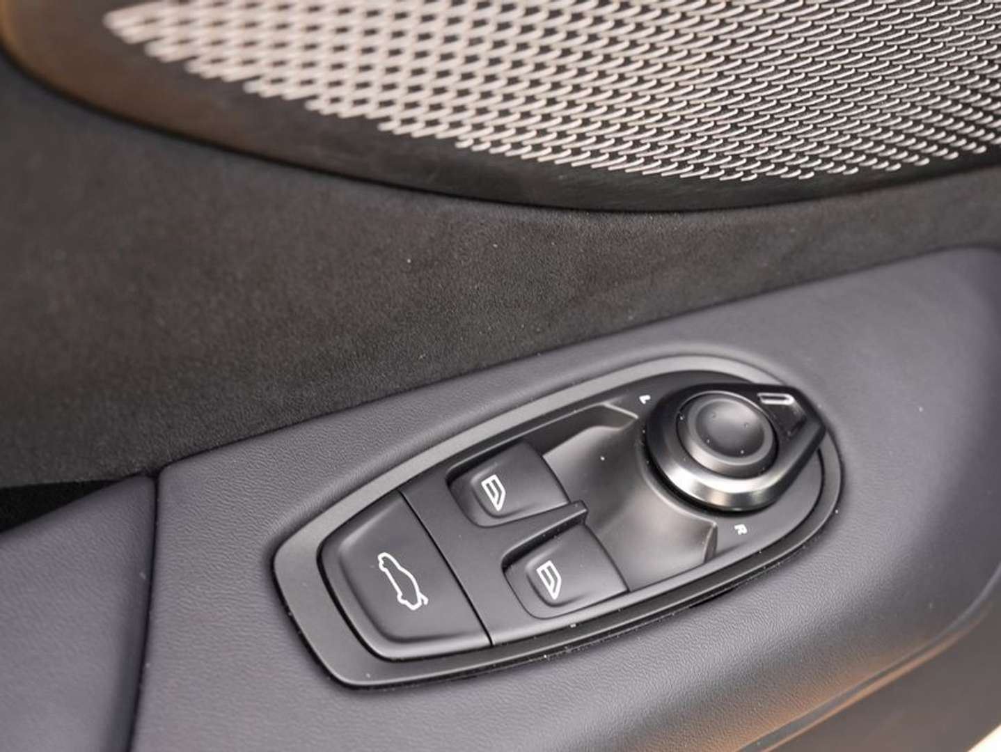 Aston Martin V8 Coupé - 2024 - Joinsteer - #23