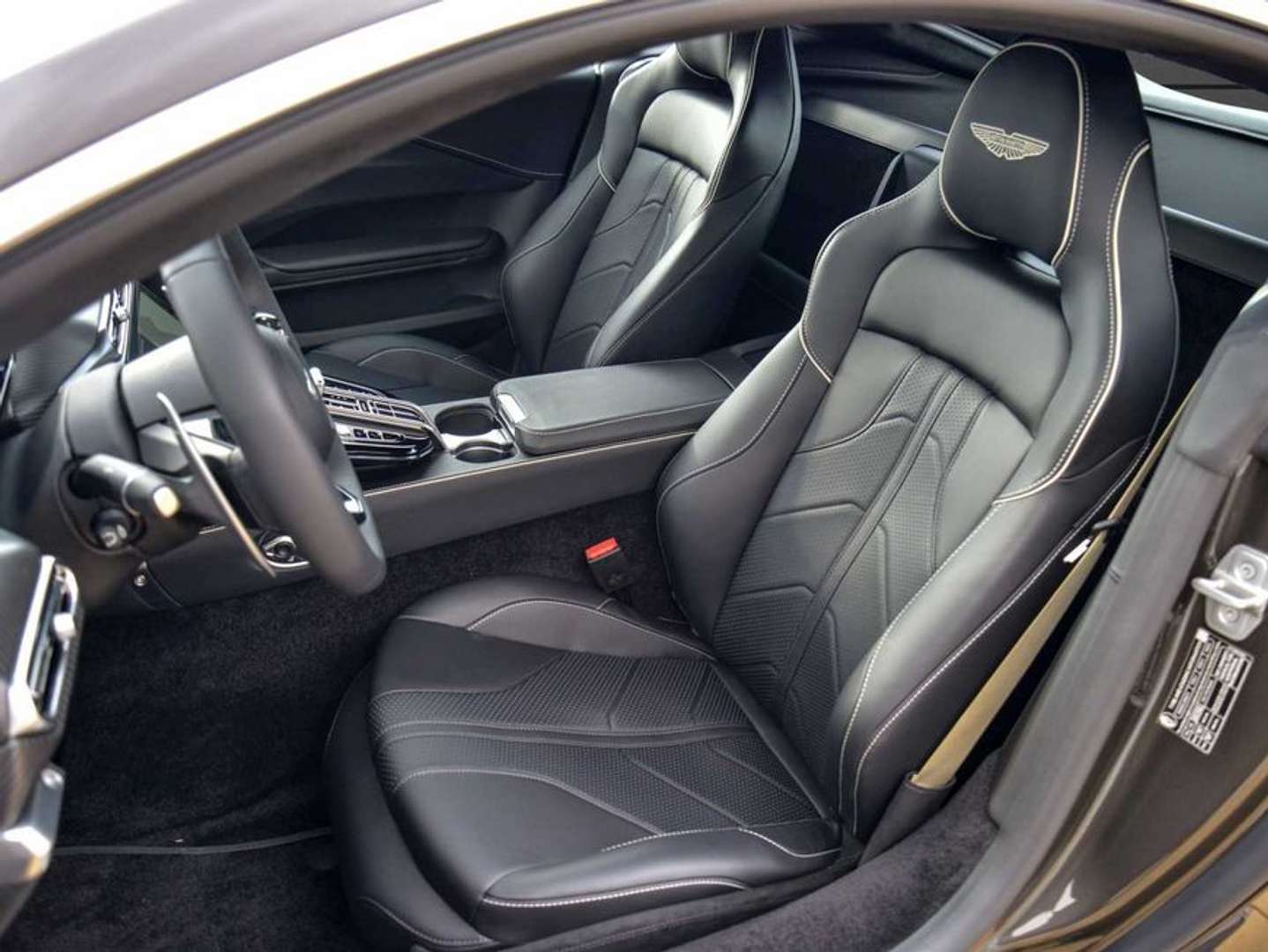 Aston Martin V8 Coupé - 2026 - Joinsteer - #16