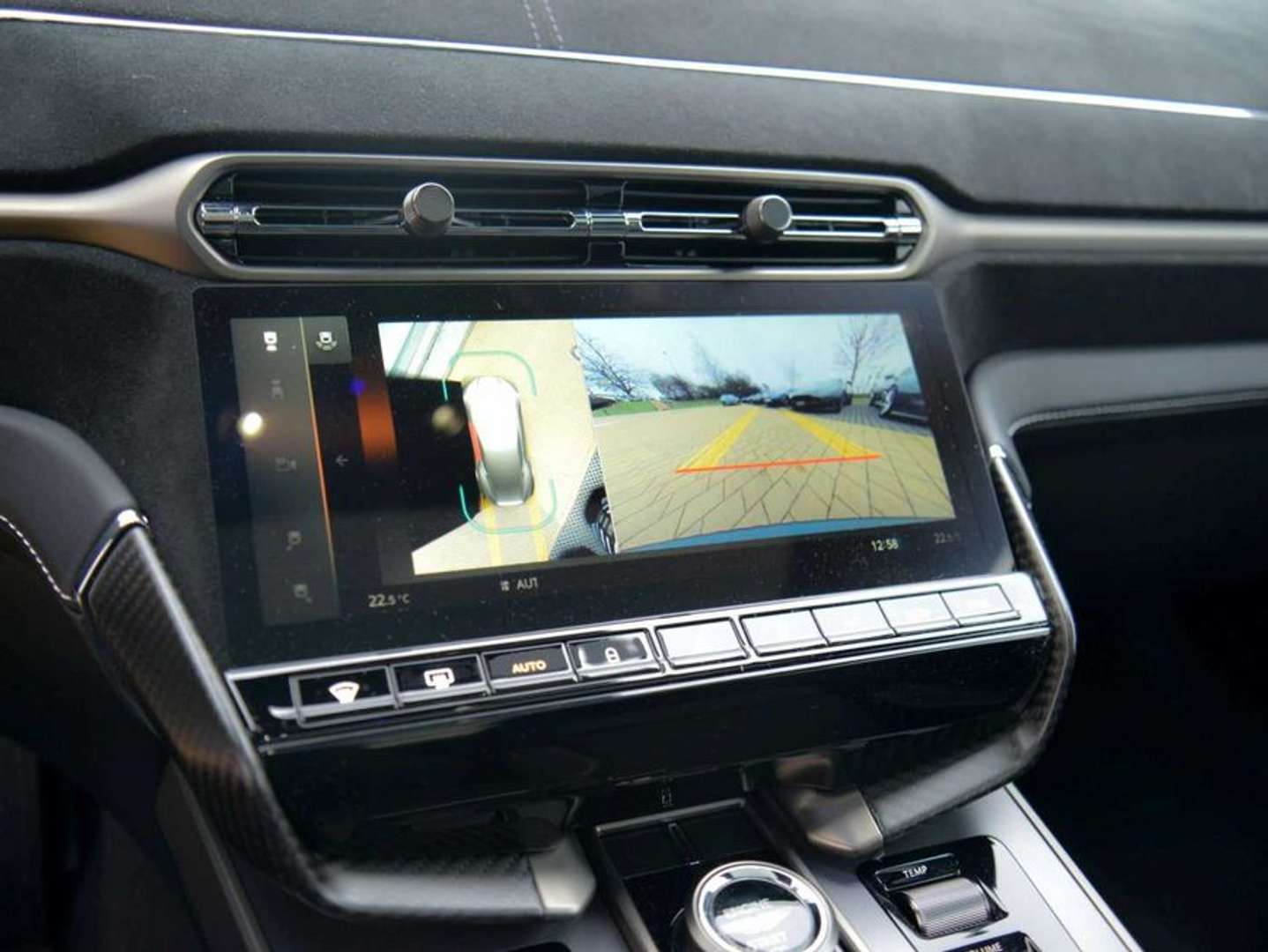 Aston Martin Vanquish Coupé - 2025 - Joinsteer - #18