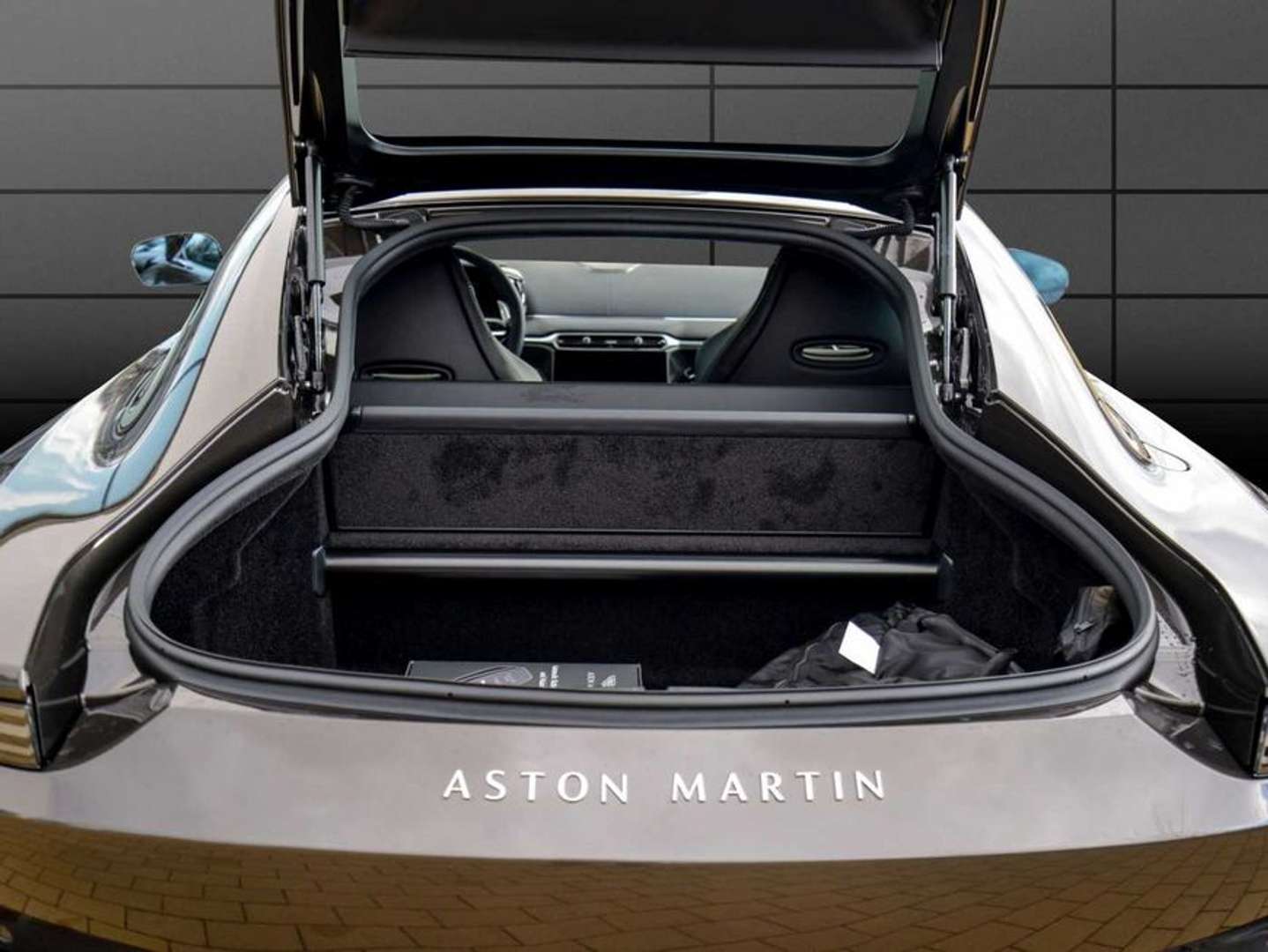 Aston Martin V8 Coupé - 2026 - Joinsteer - #27