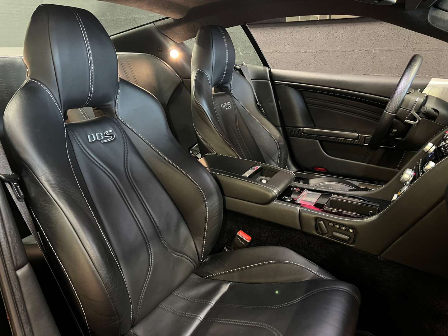 Aston Martin DBS Coupé Coupé Touchtronic A - 2010 - Joinsteer - #13