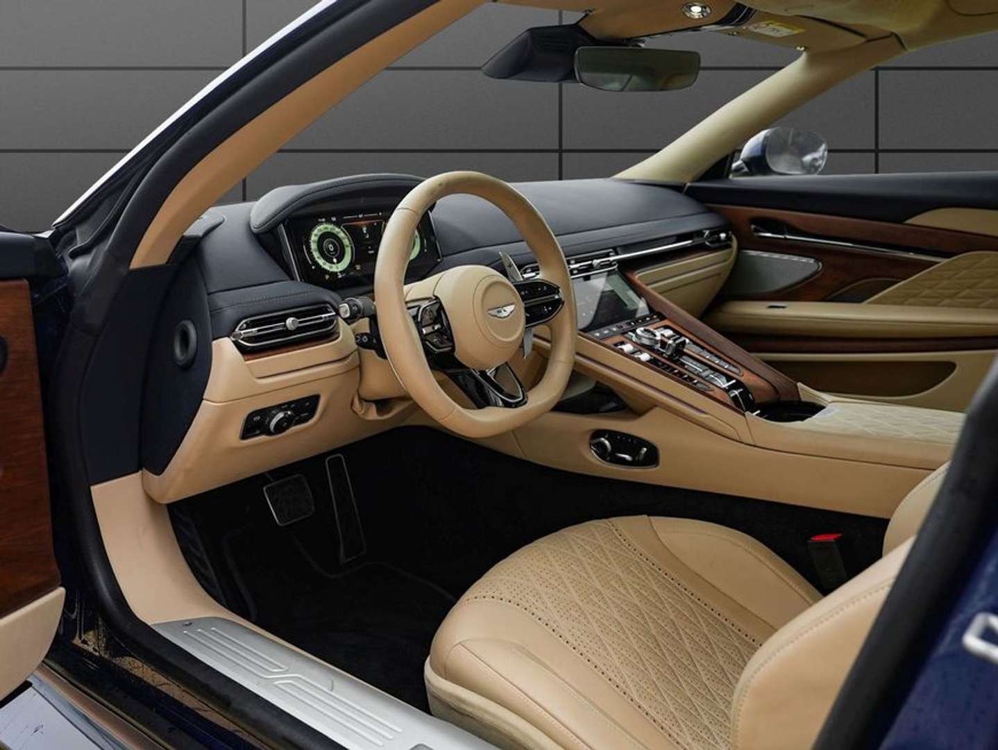 Aston Martin DB12 Volante - 2024 - Joinsteer - #4