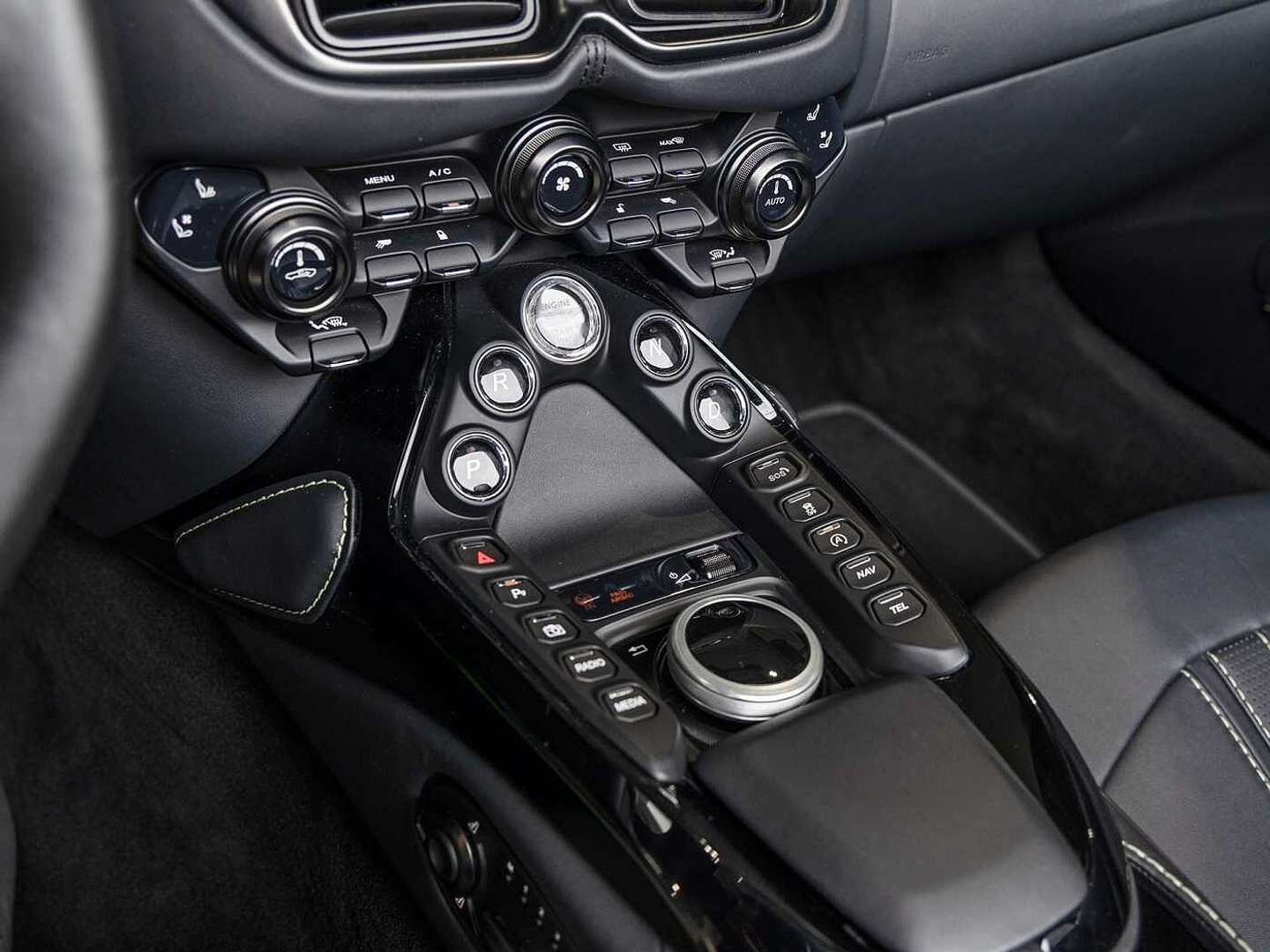 Aston Martin Vantage Roadster V8 Racing Line - 2022 - Joinsteer - #25