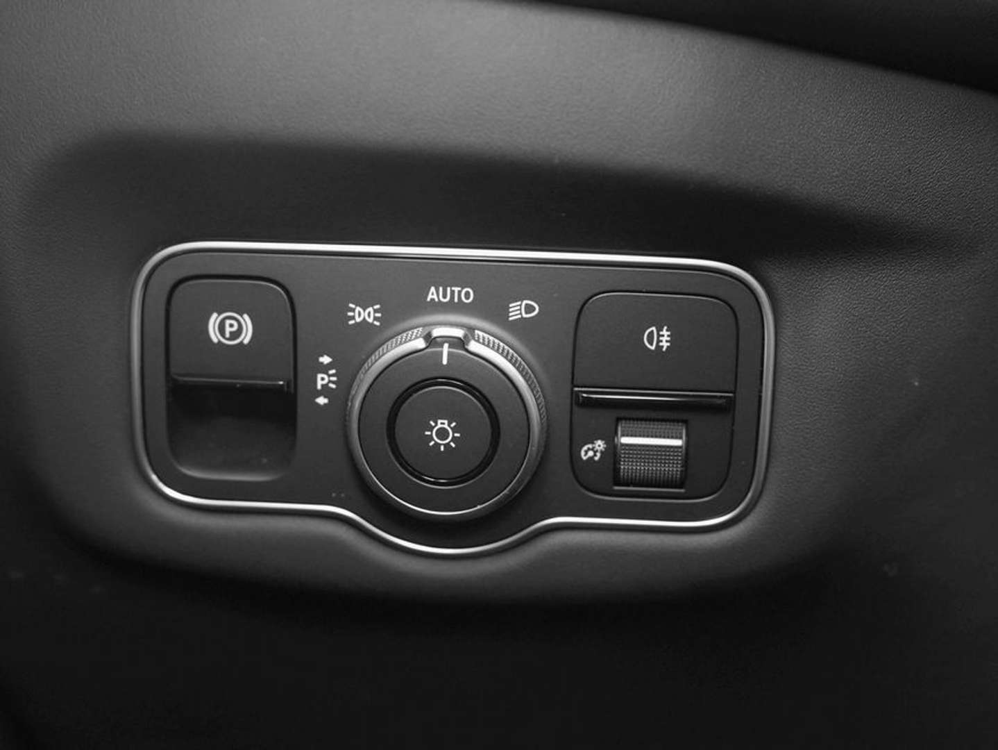 Aston Martin DB11 Coupé V8 - 2022 - Joinsteer - #21