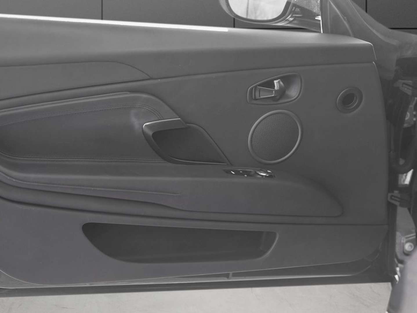 Aston Martin DB11 Coupé V8 - 2022 - Joinsteer - #23