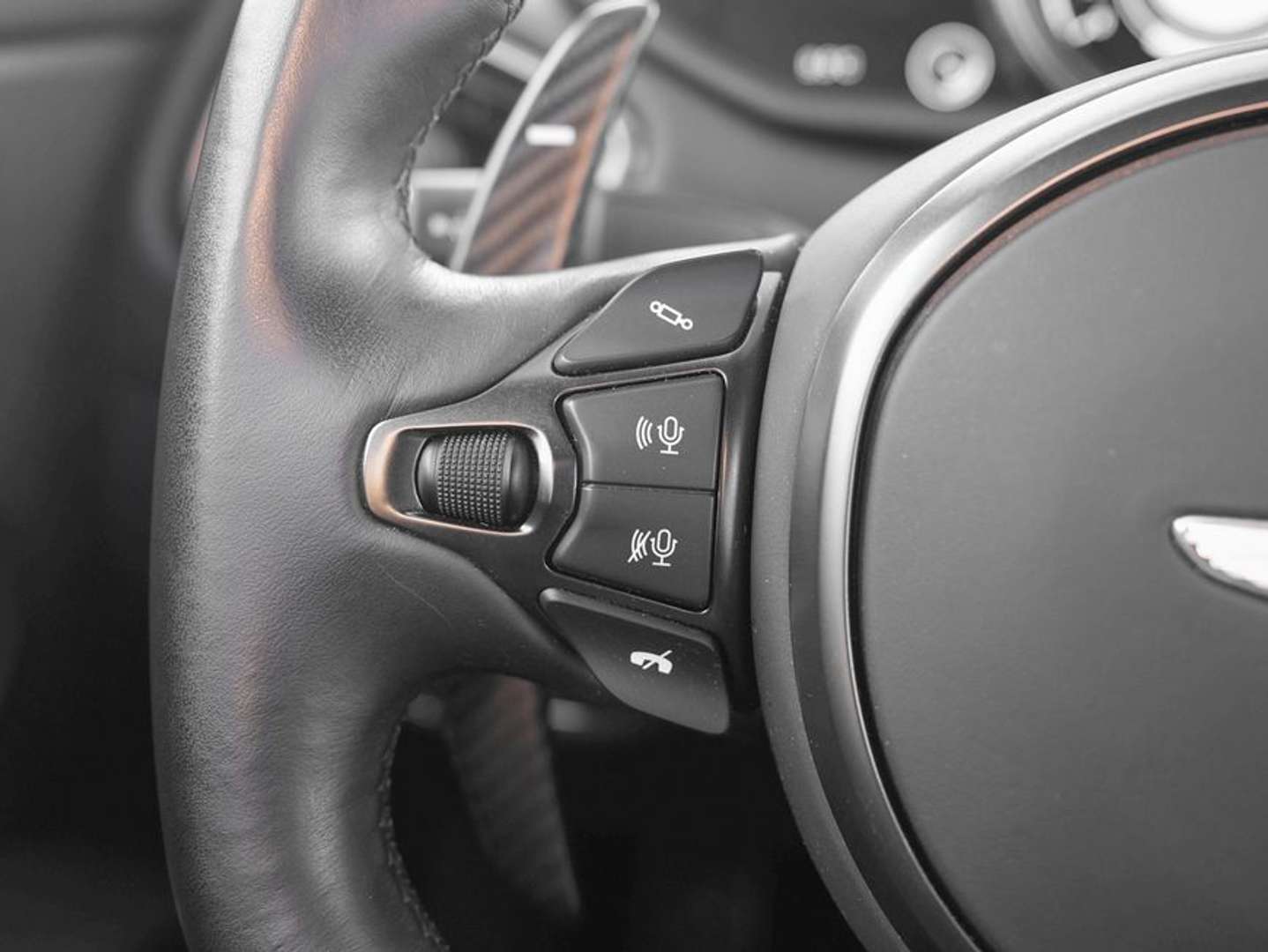 Aston Martin DB11 Coupé V8 - 2022 - Joinsteer - #24