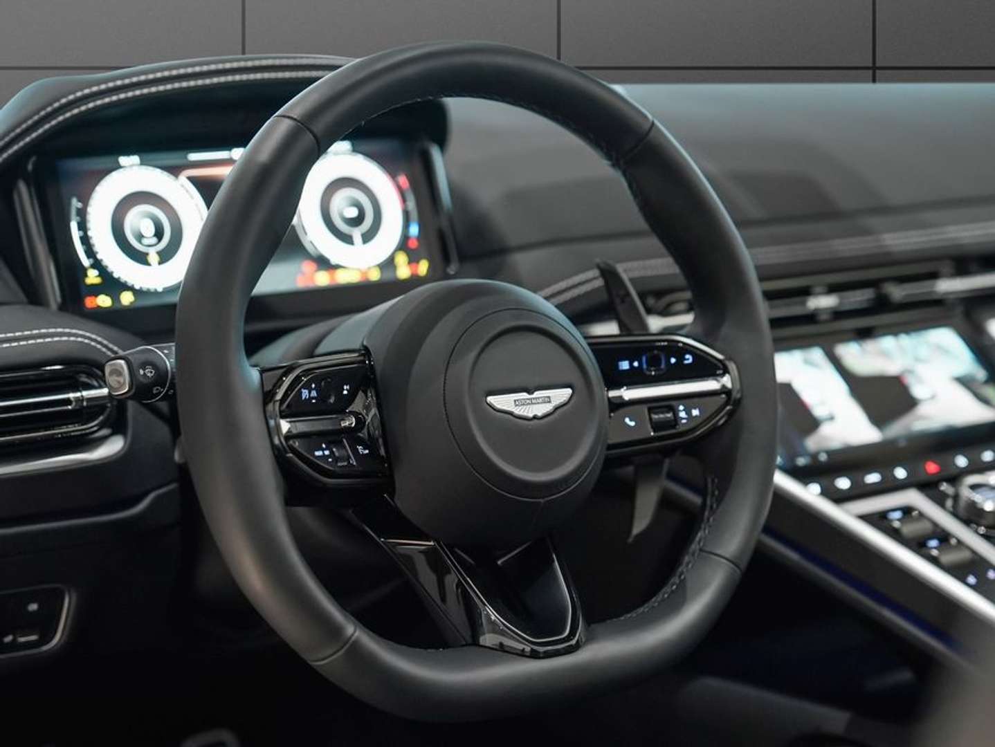 Aston Martin DB12 Volante - 2026 - Joinsteer - #10