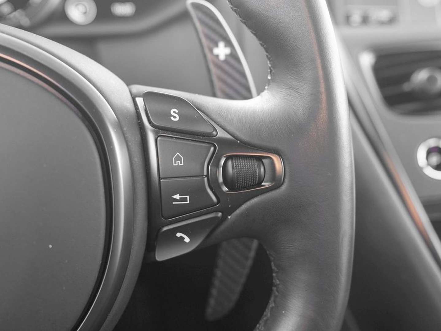 Aston Martin DB11 Coupé V8 - 2022 - Joinsteer - #25