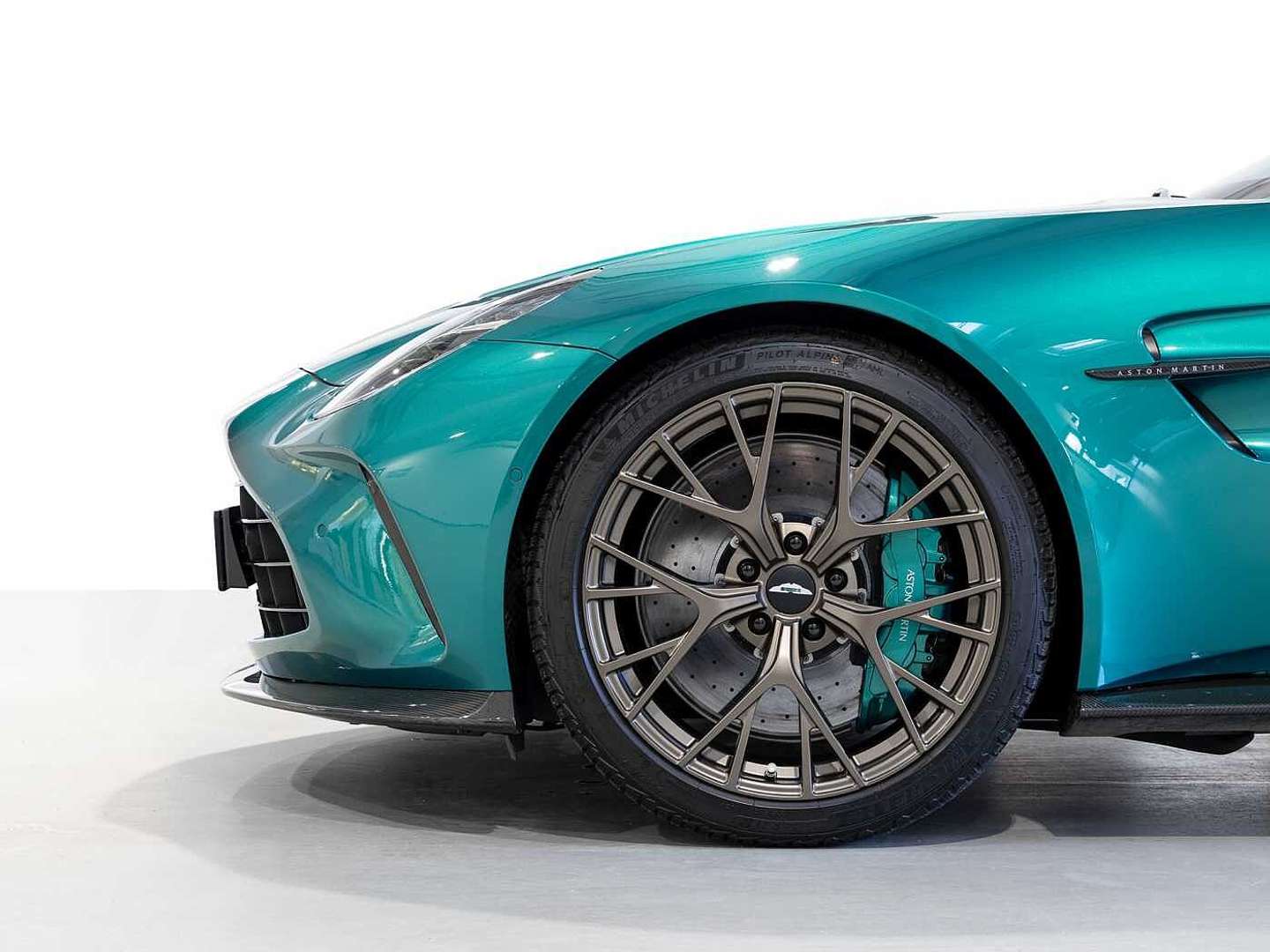 Aston Martin Vantage V8 - 2024 - Joinsteer - #11