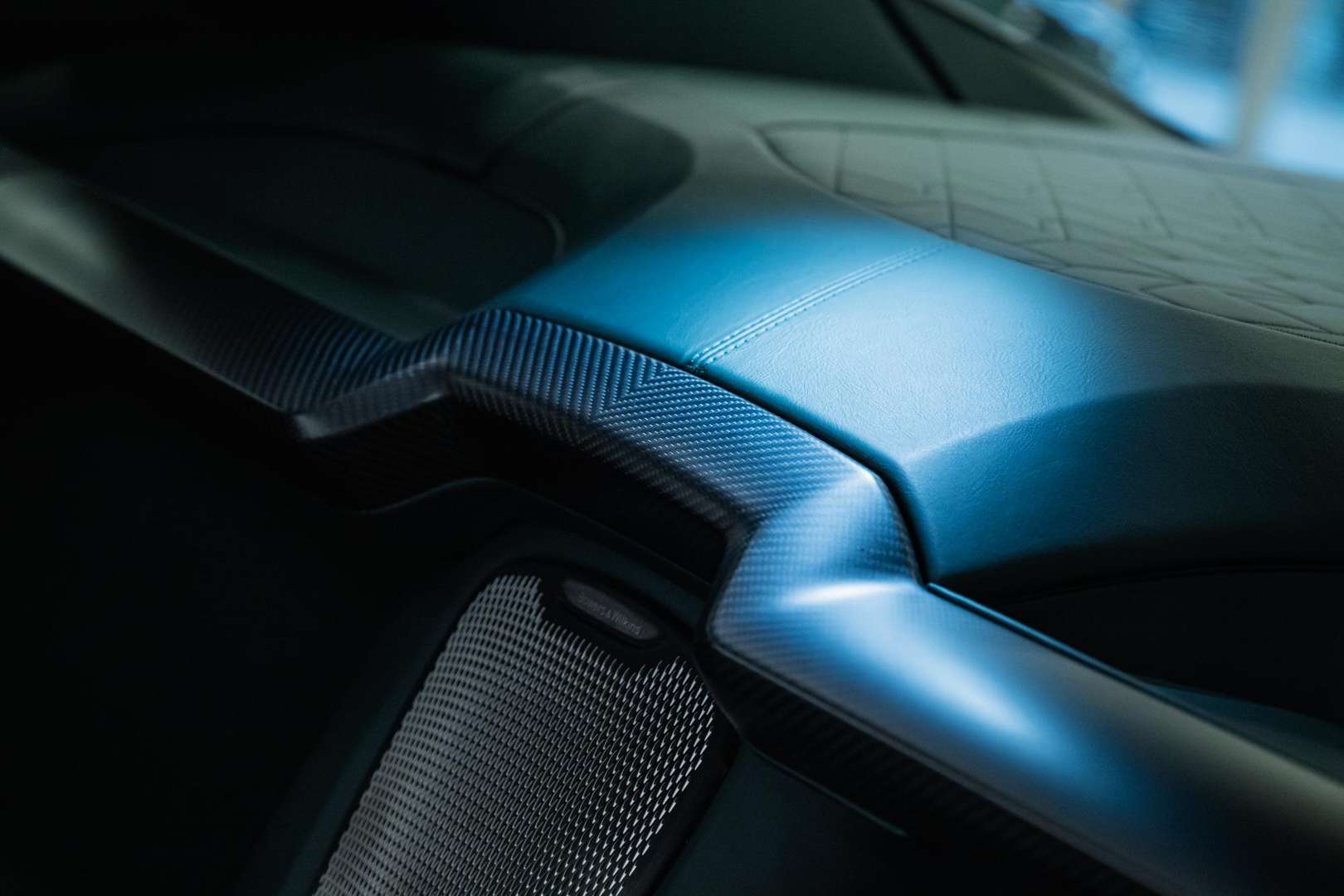 Aston Martin Vanquish Coupé Full Options - 2024 - Joinsteer - #18