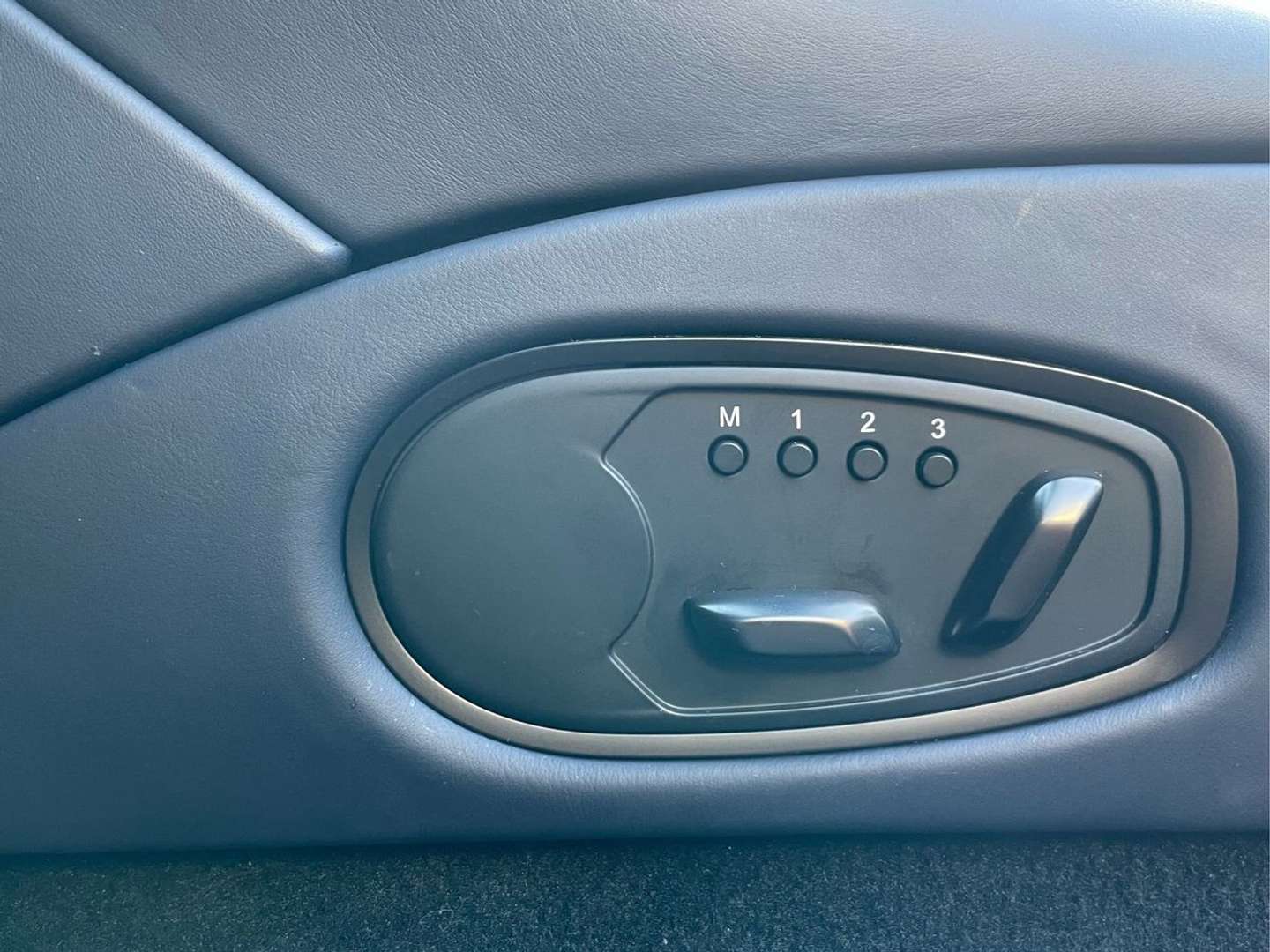 Aston Martin DBS Volante 5.2 V12 Superleggera - 2023 - Joinsteer - #14