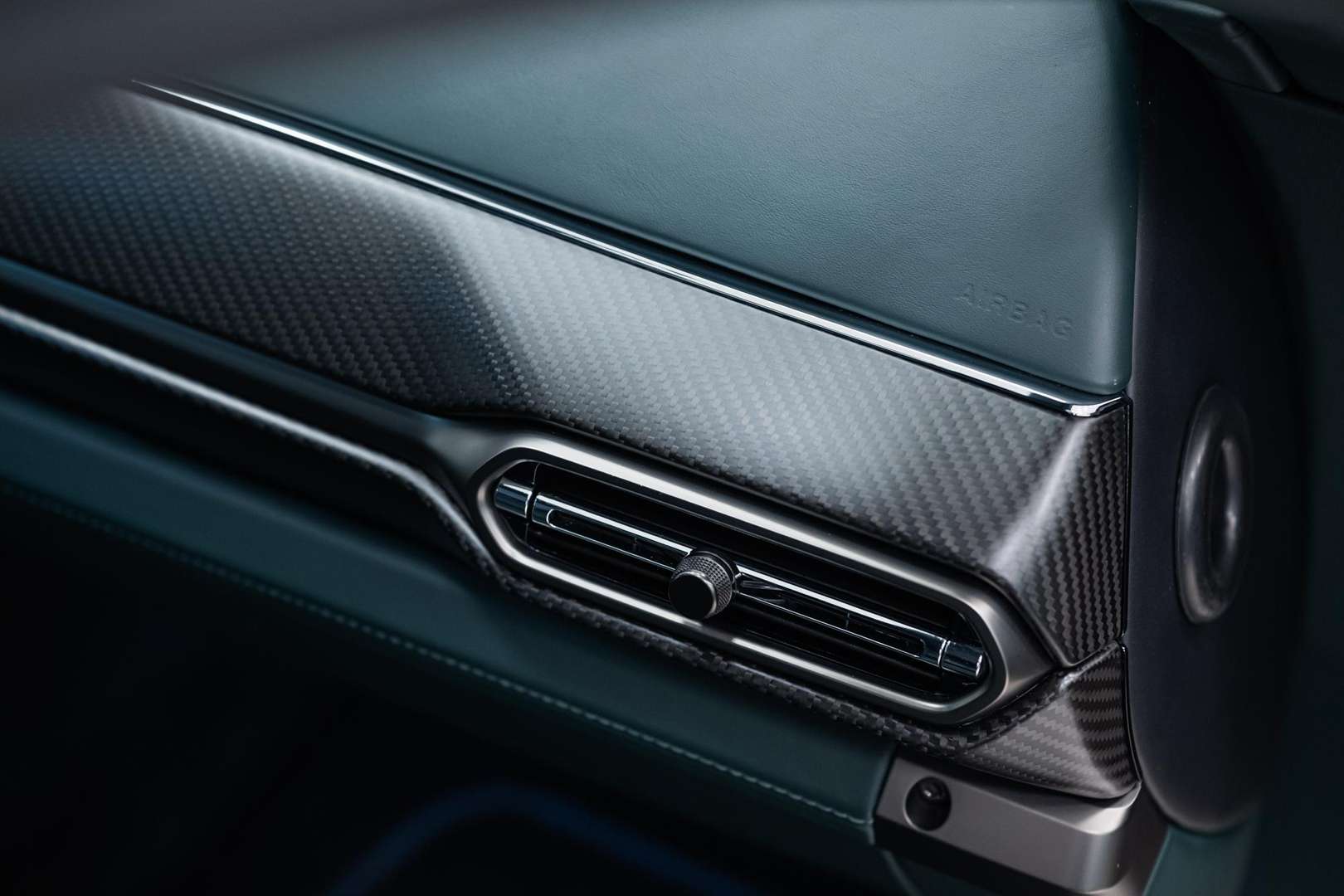 Aston Martin Vanquish Coupé Full Options - 2024 - Joinsteer - #20