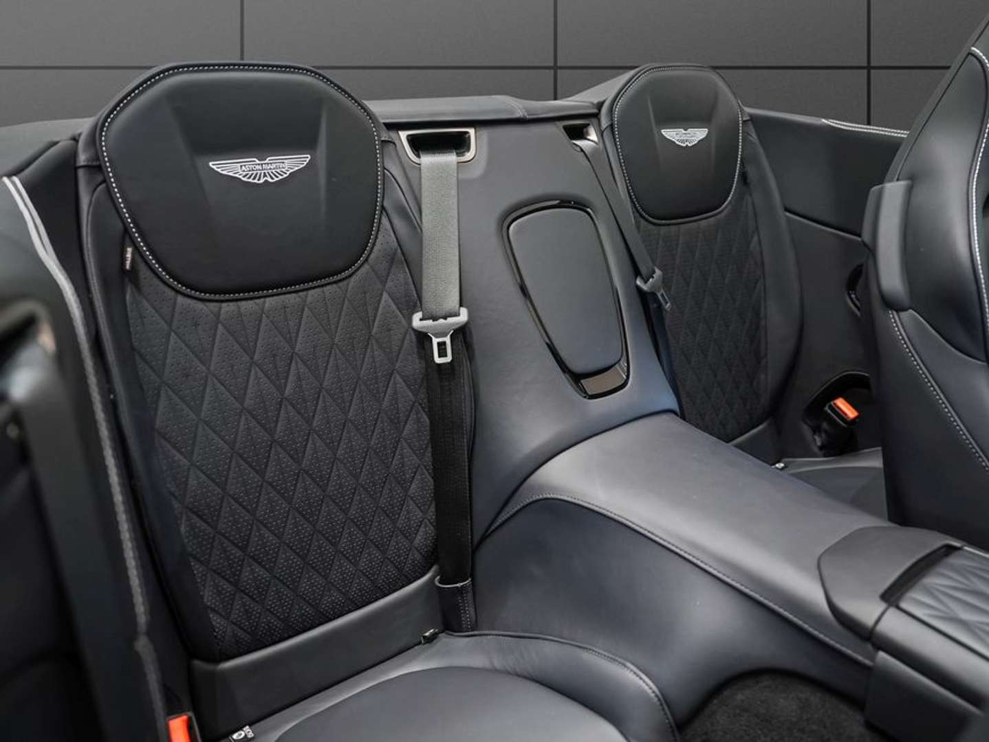 Aston Martin DB12 Volante - 2026 - Joinsteer - #19