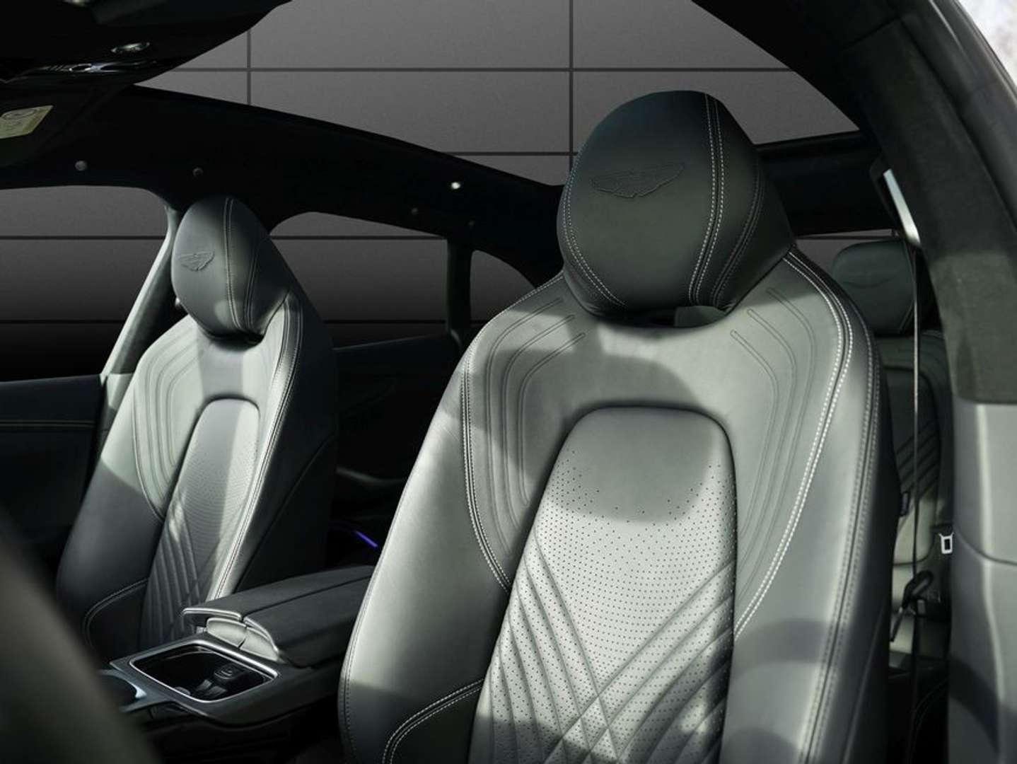 Aston Martin DBX 550 - 2024 - Joinsteer - #23