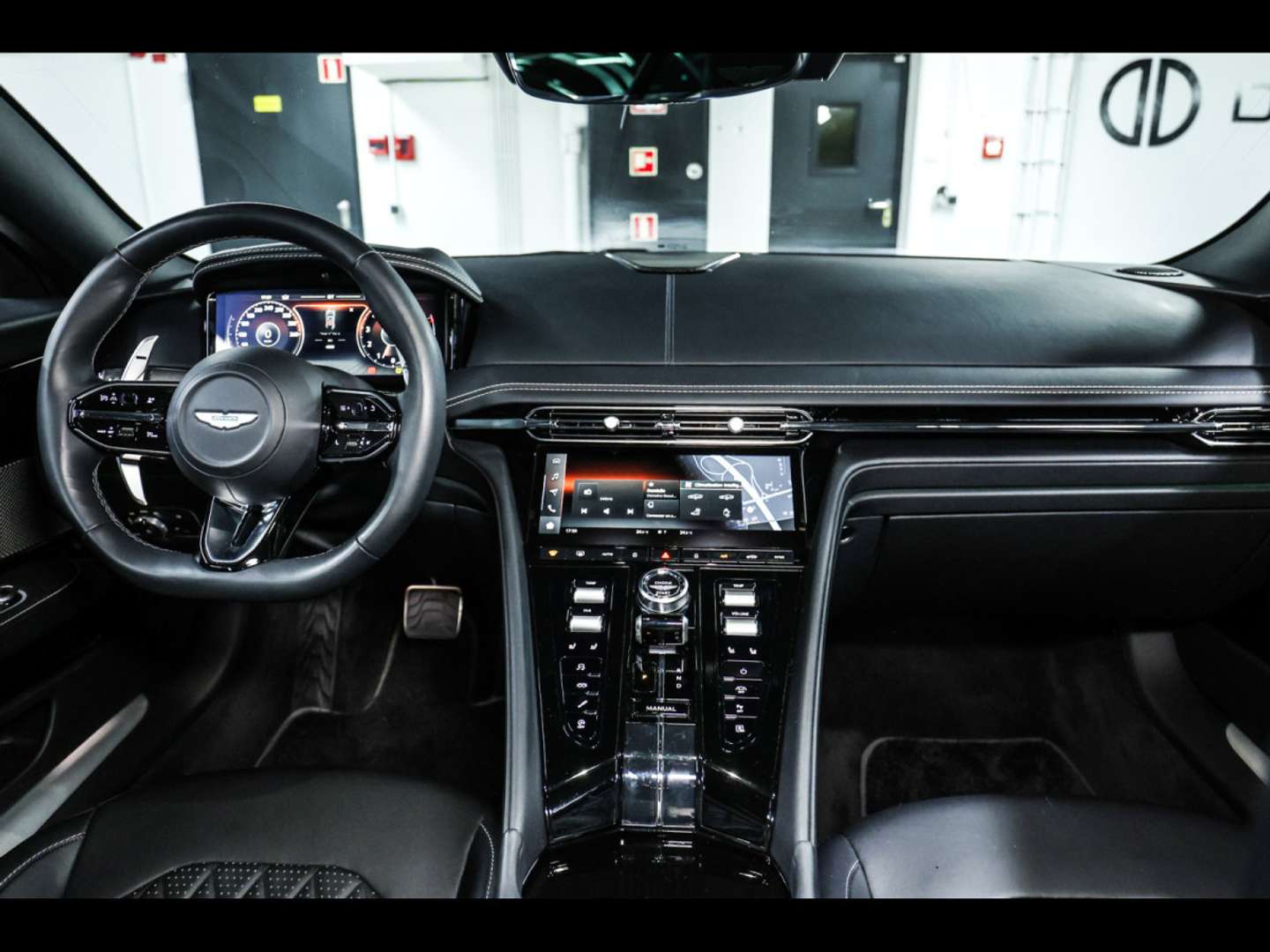 Aston Martin DB12 Coupé 4.0 V8 ALUMINITE - 2024 - Joinsteer - #16