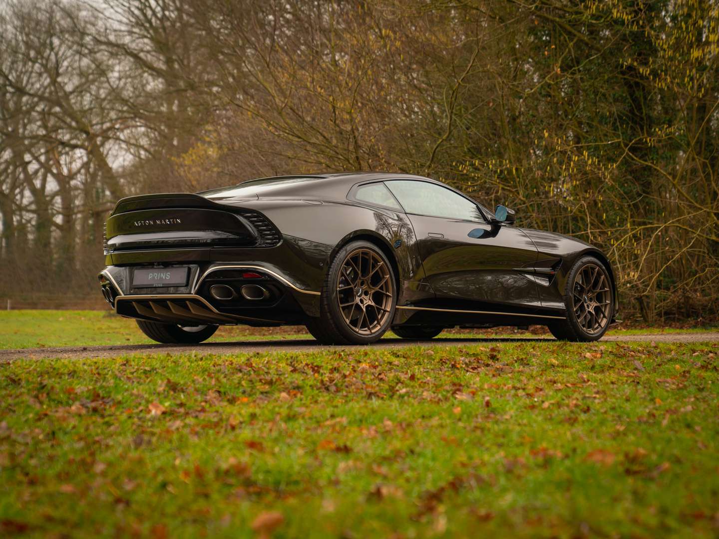 Aston Martin Vanquish - 2025 - Joinsteer - #3