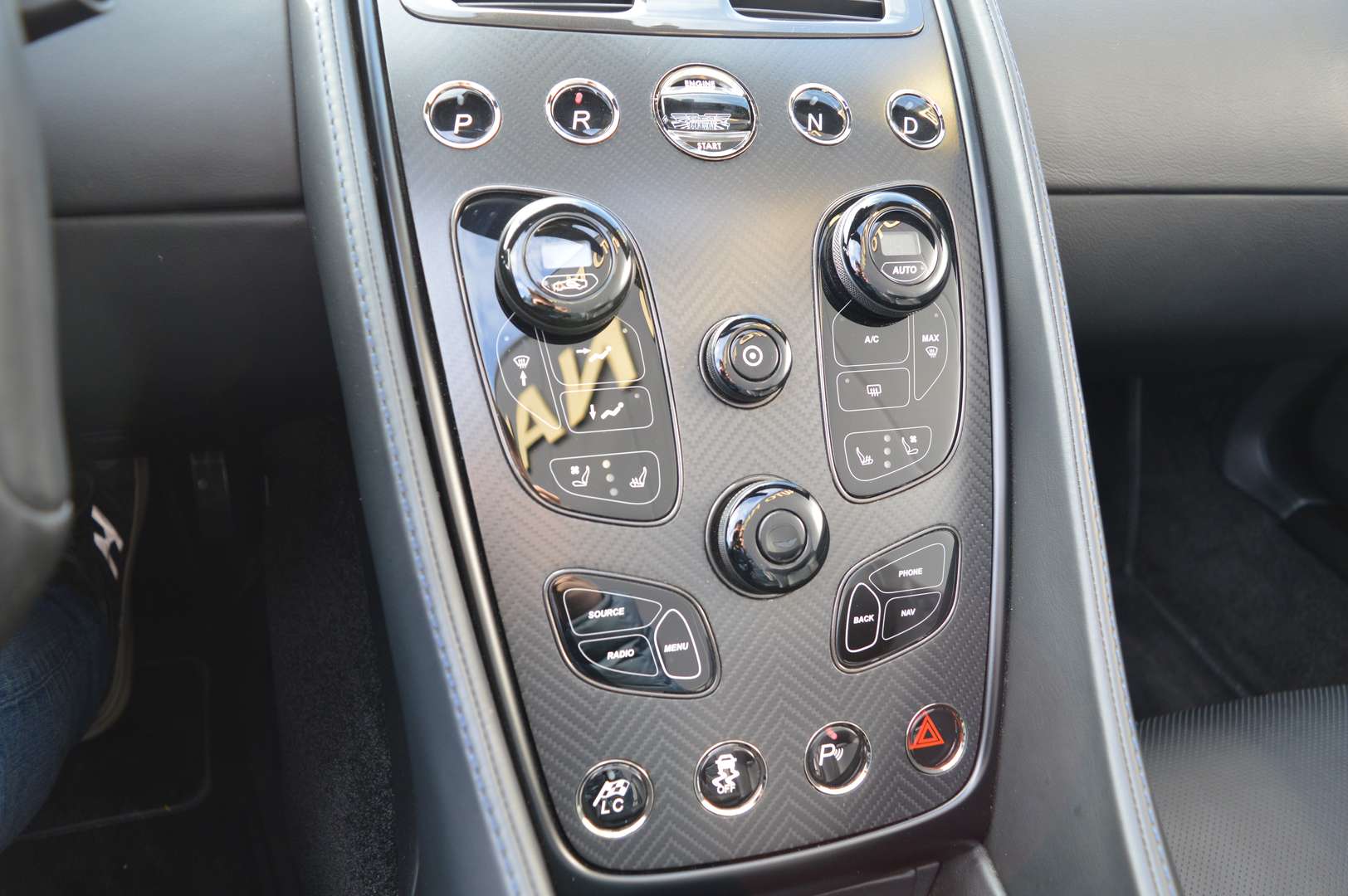 Aston Martin Vanquish Volante 5.9i V12 Touchtronic 3 - 2015 - Joinsteer - #19