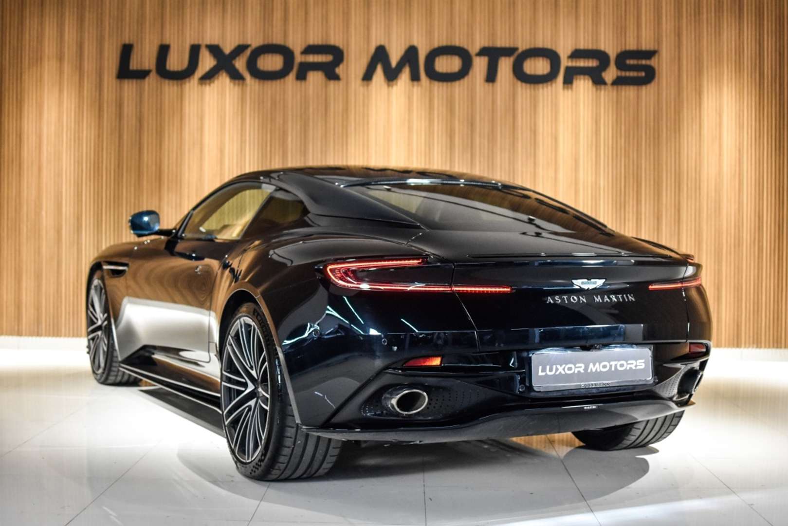 Aston Martin DB12 4.0 V8 - 2025 - Joinsteer - #7