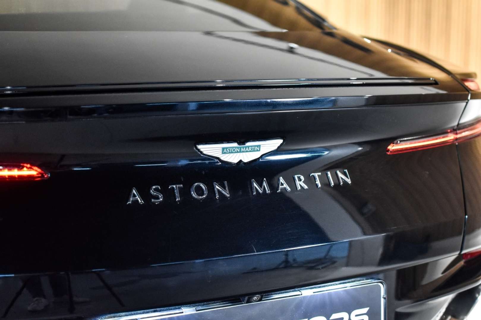 Aston Martin DB12 4.0 V8 - 2025 - Joinsteer - #10