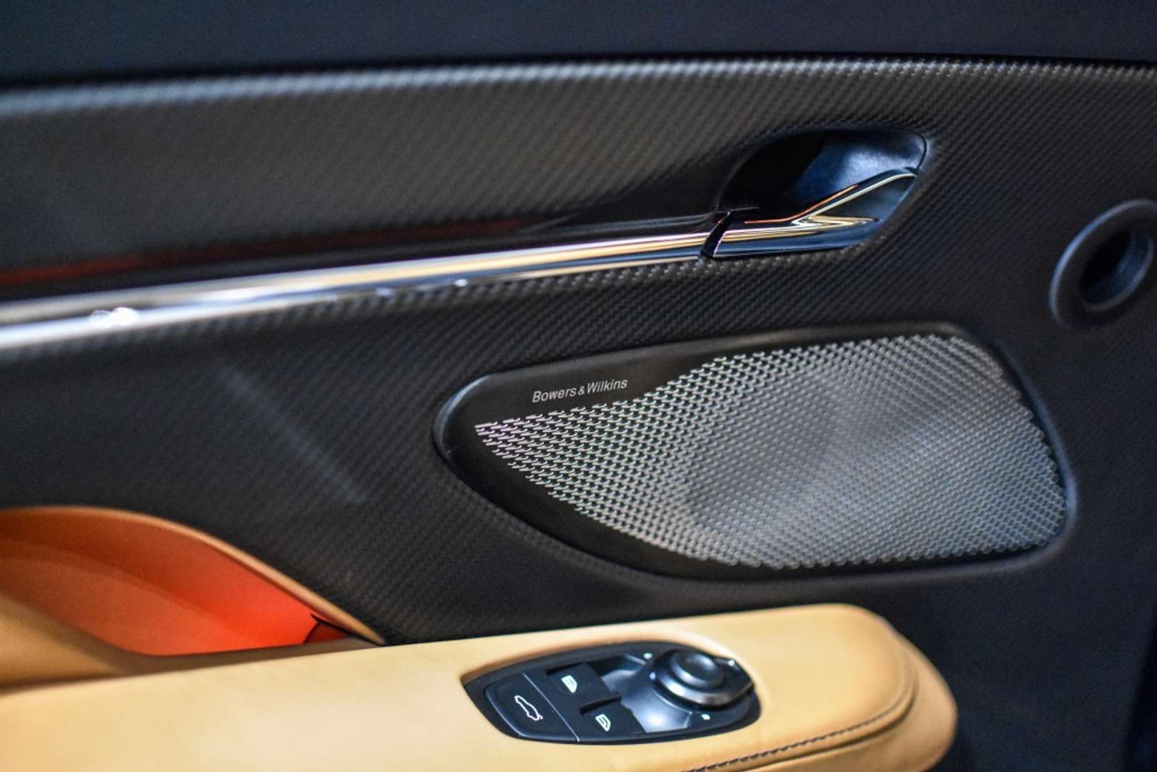 Aston Martin DB12 4.0 V8 - 2025 - Joinsteer - #12