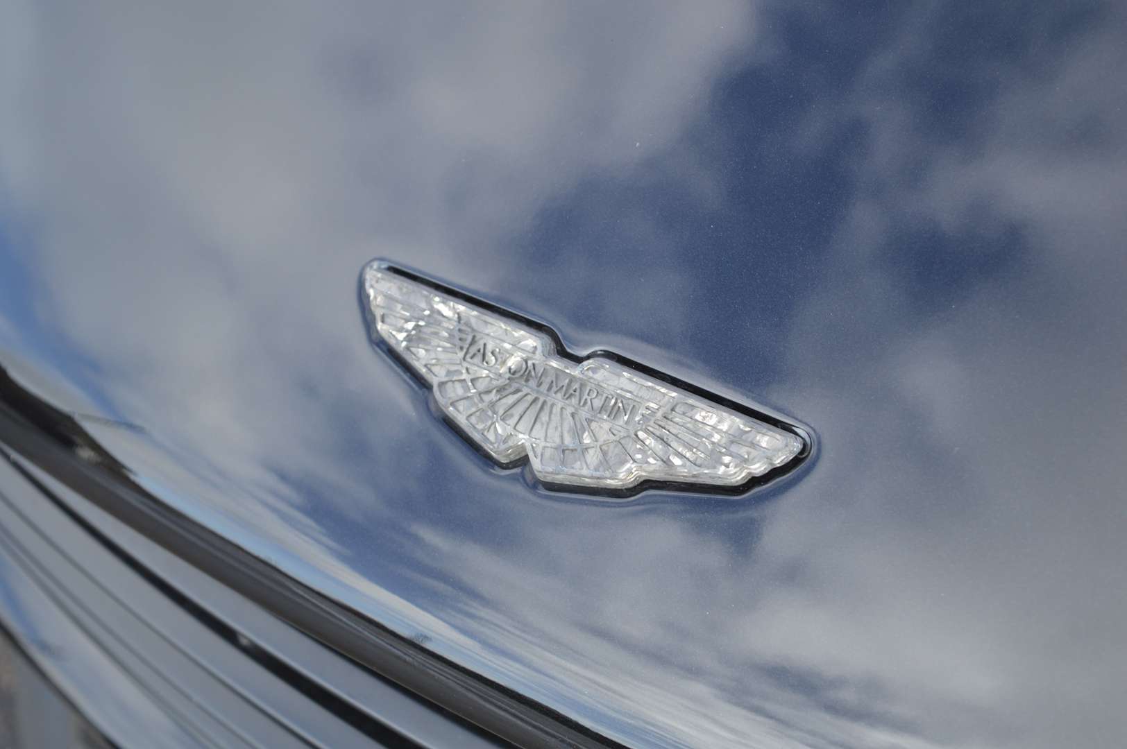 Aston Martin Vanquish Volante V12 Carbon Edition - 2015 - Joinsteer - #9