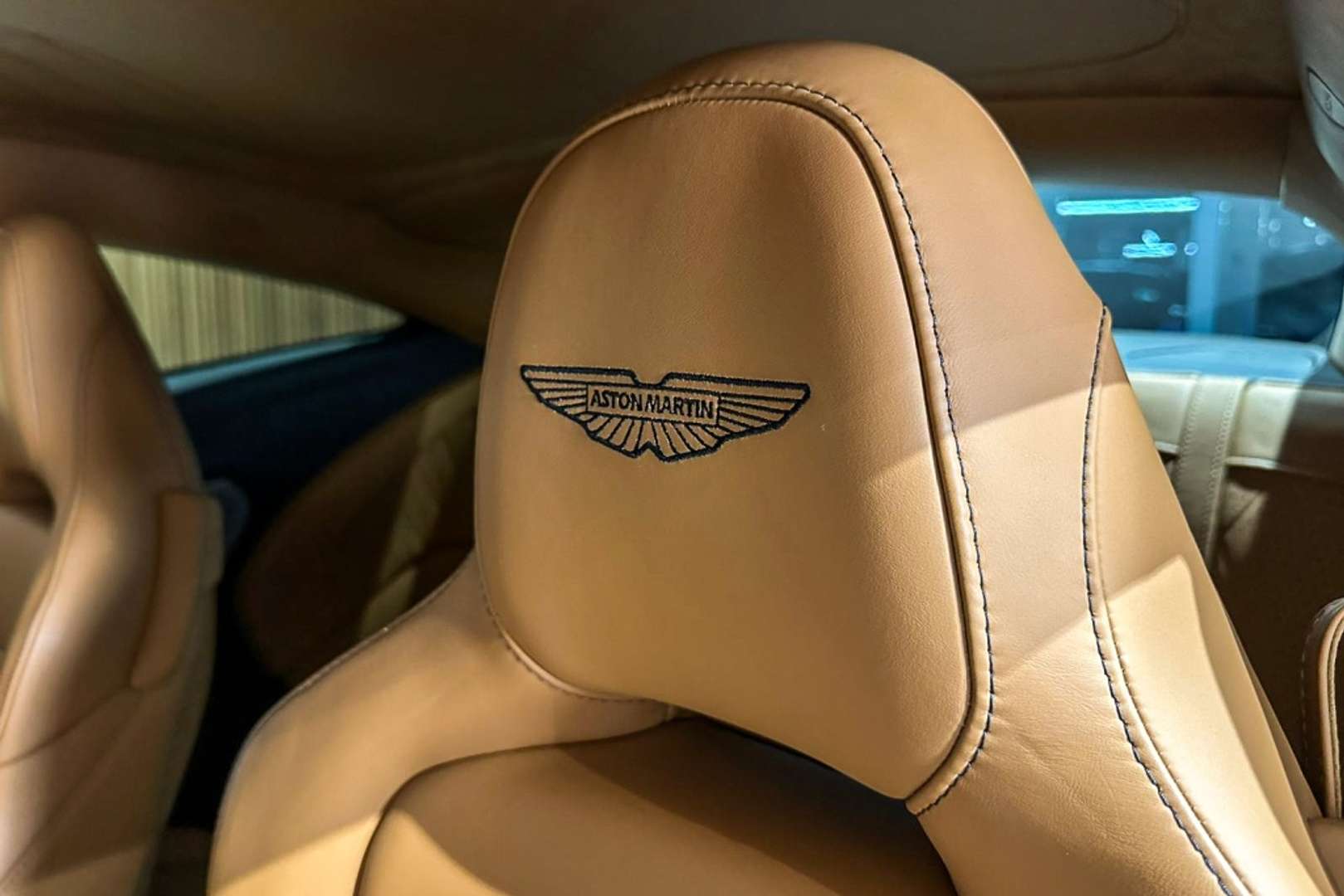 Aston Martin DB12 4.0 V8 - 2025 - Joinsteer - #19