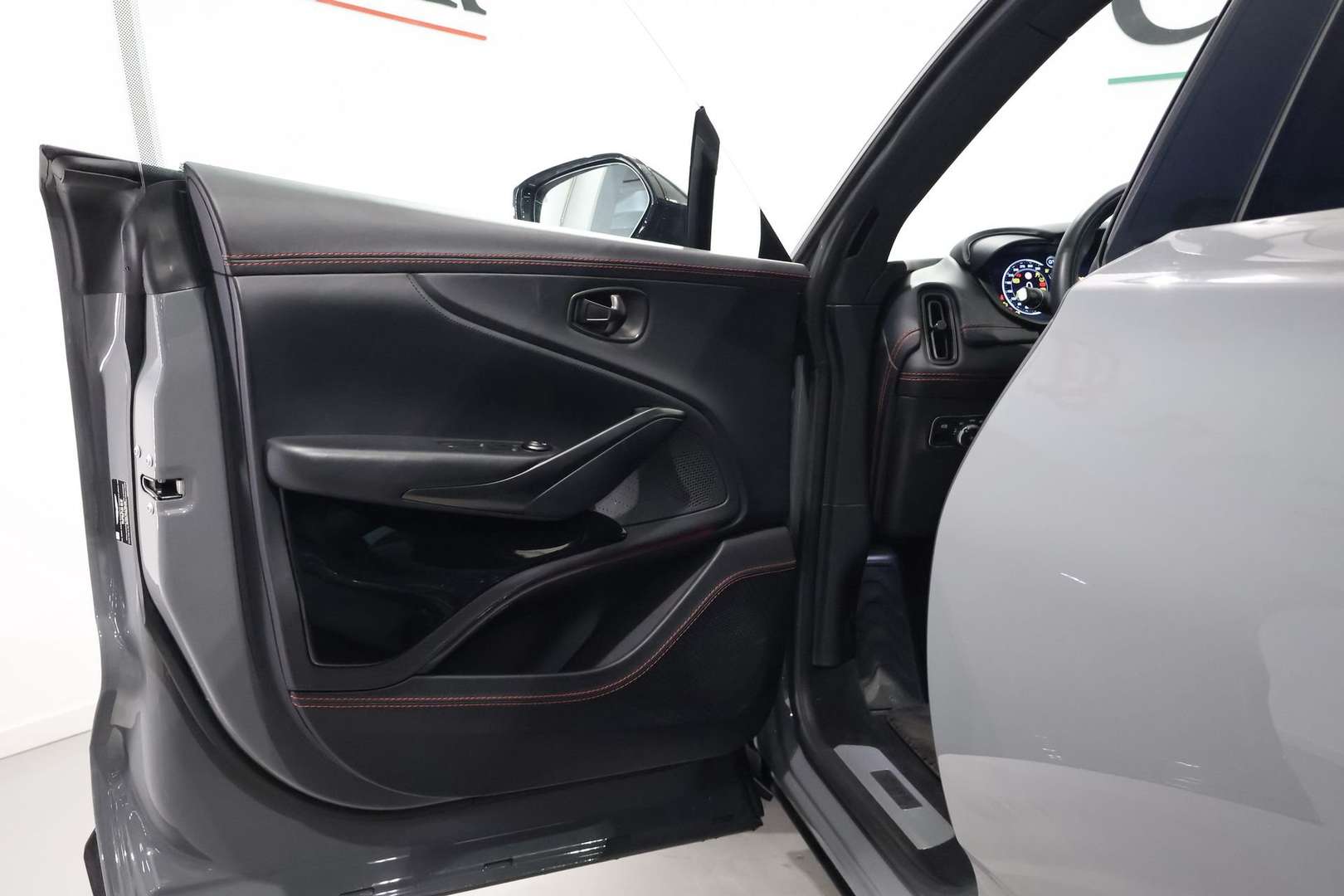 Aston Martin DBX 4.0 V8 - 2022 - Joinsteer - #27