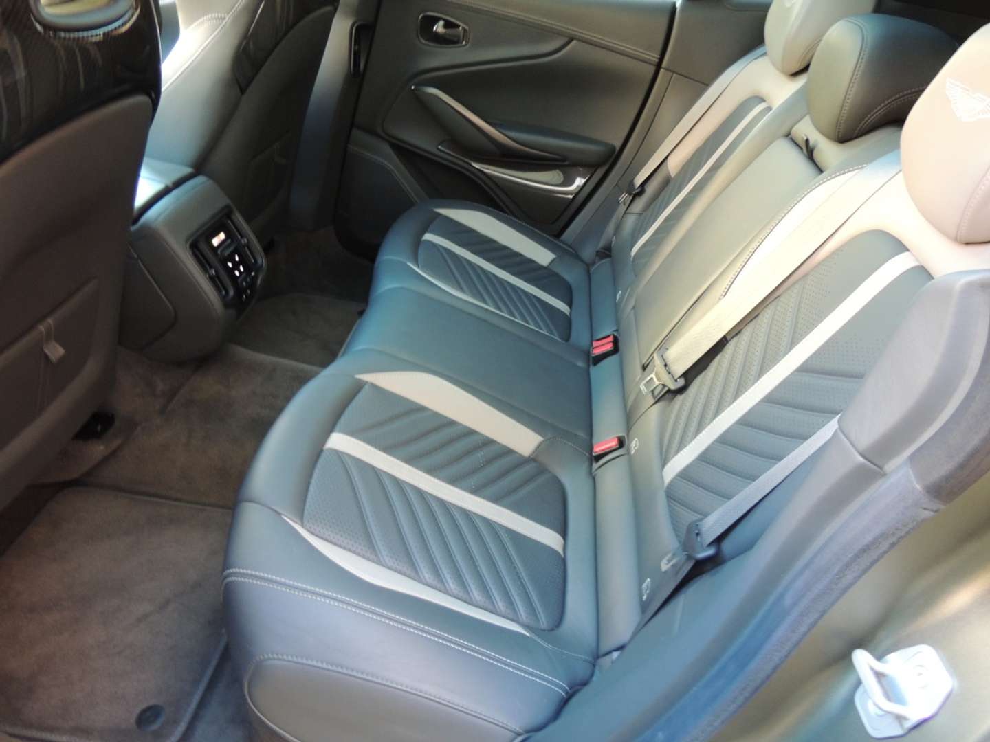 Aston Martin DBX 707 - 2023 - Joinsteer - #25