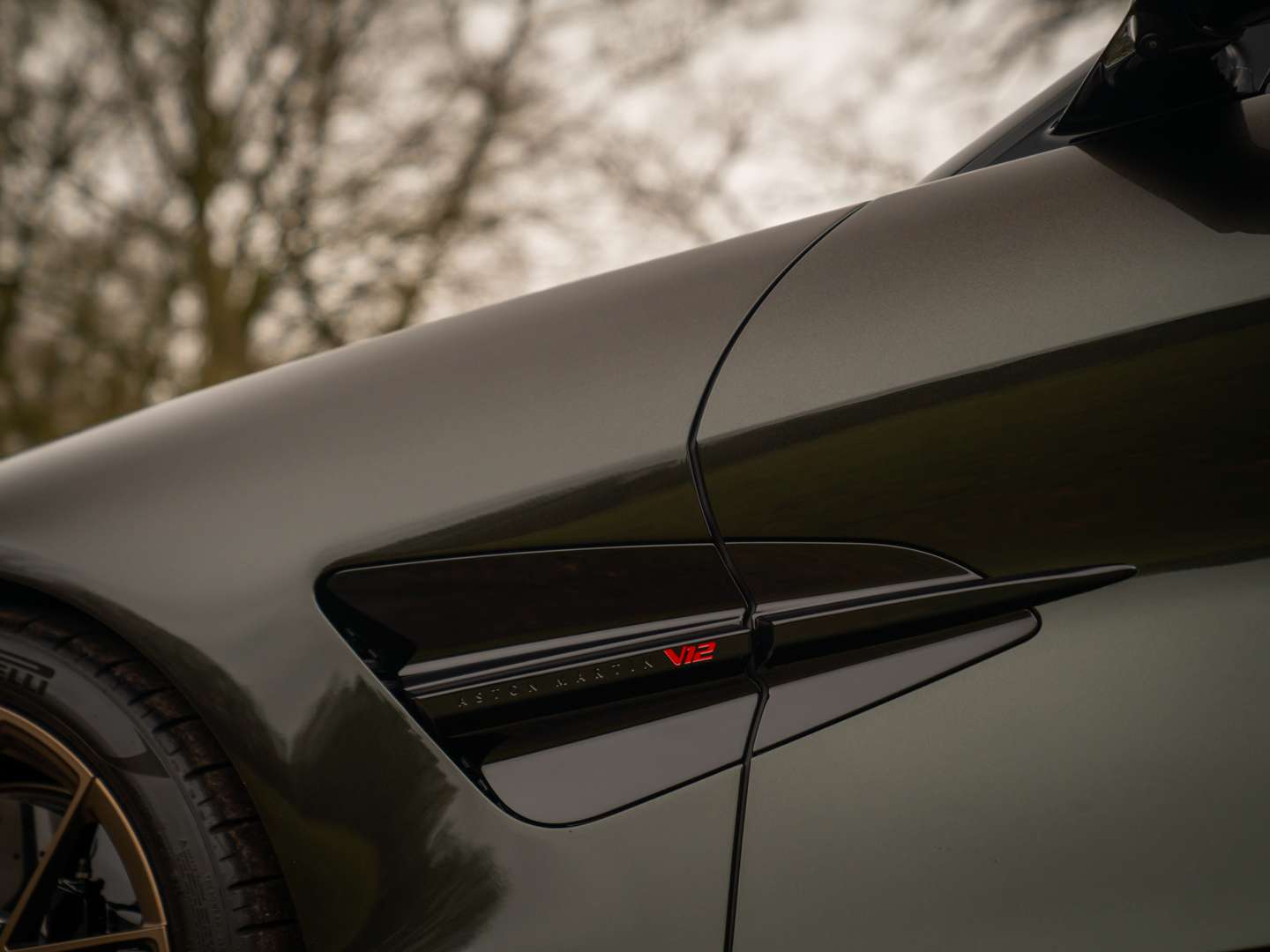 Aston Martin Vanquish - 2025 - Joinsteer - #24