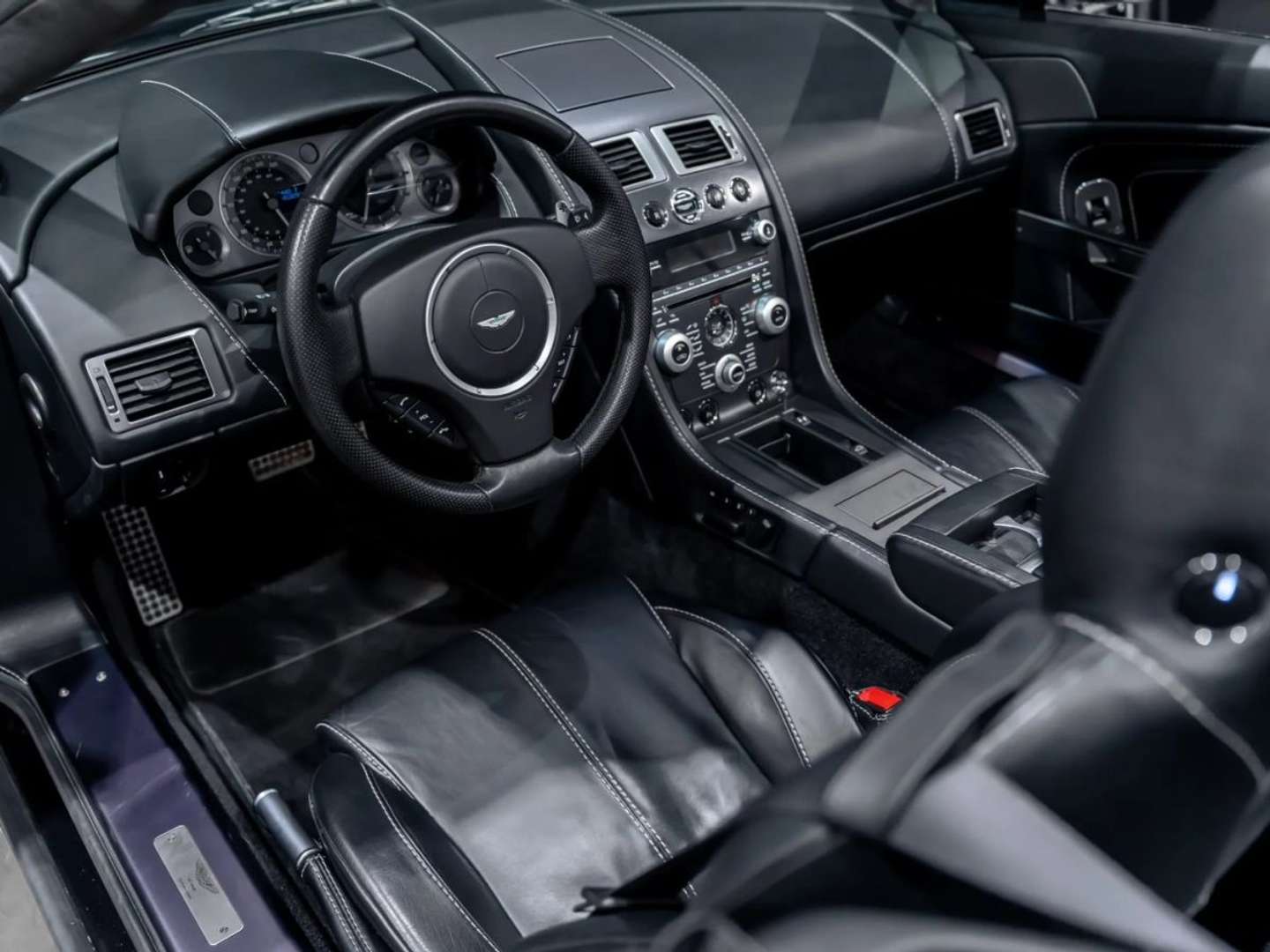 Aston Martin V8 Roadster 4.7l Sportshift - 2009 - Joinsteer - #40