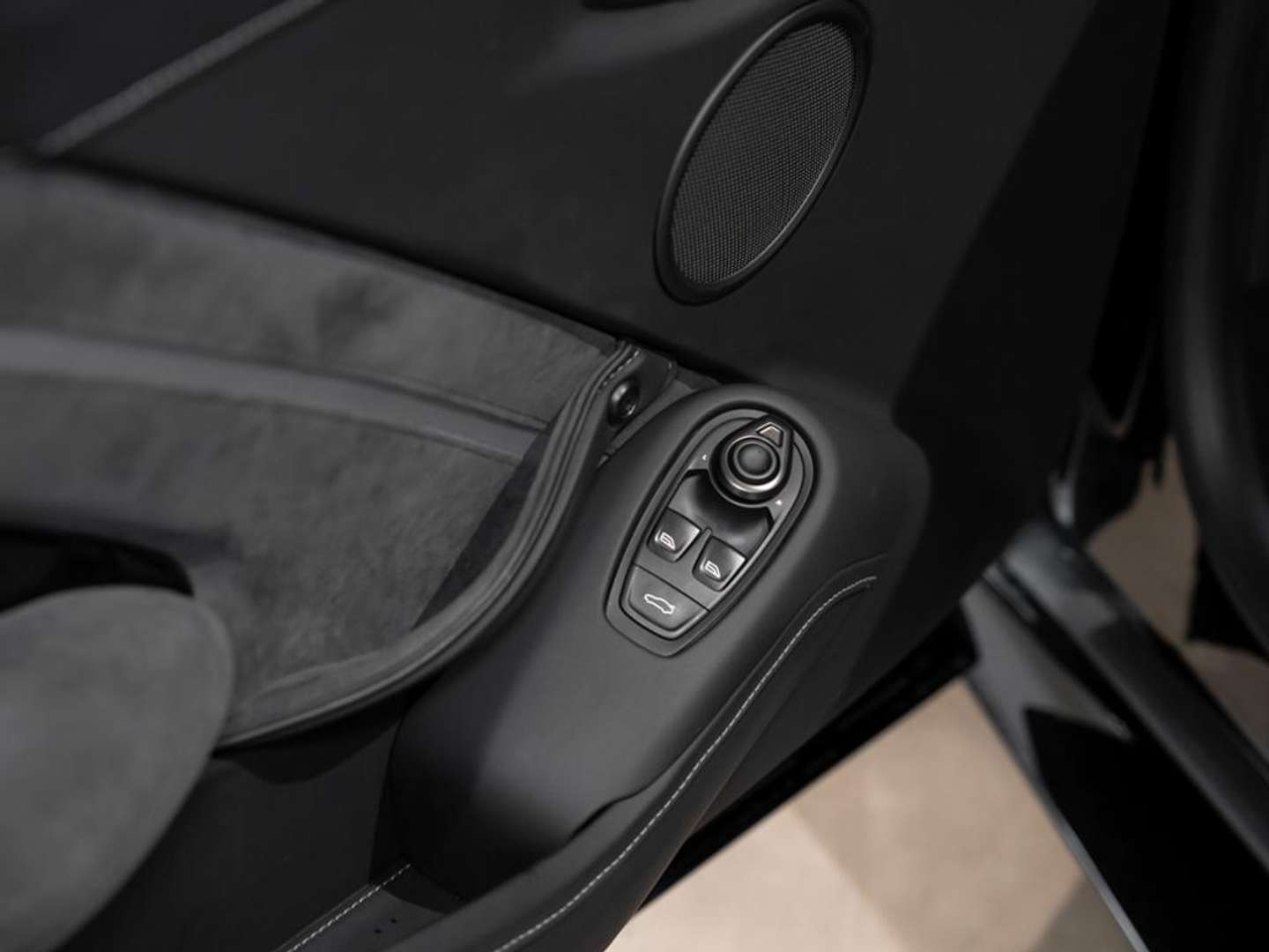 Aston Martin Vantage Coupe V8 F1 - 2022 - Joinsteer - #26