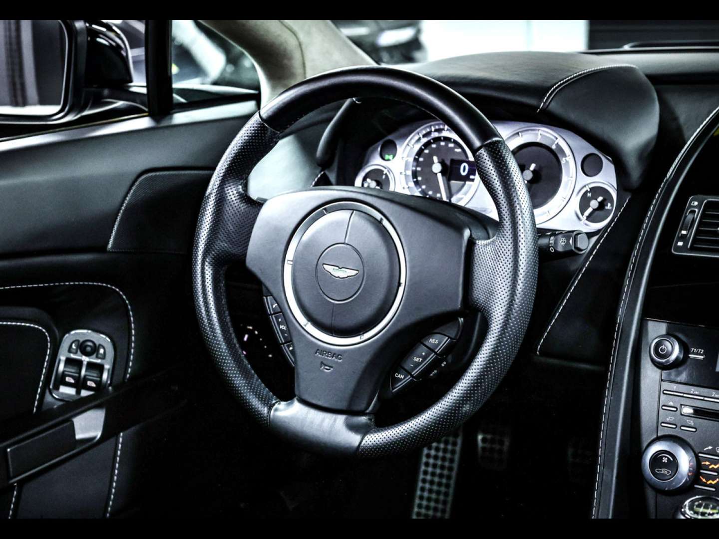 Aston Martin Vantage Roadster 4.7 Manual - 2014 - Joinsteer - #15