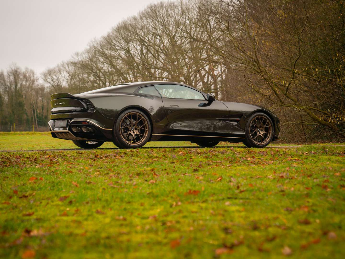 Aston Martin Vanquish - 2025 - Joinsteer - #34