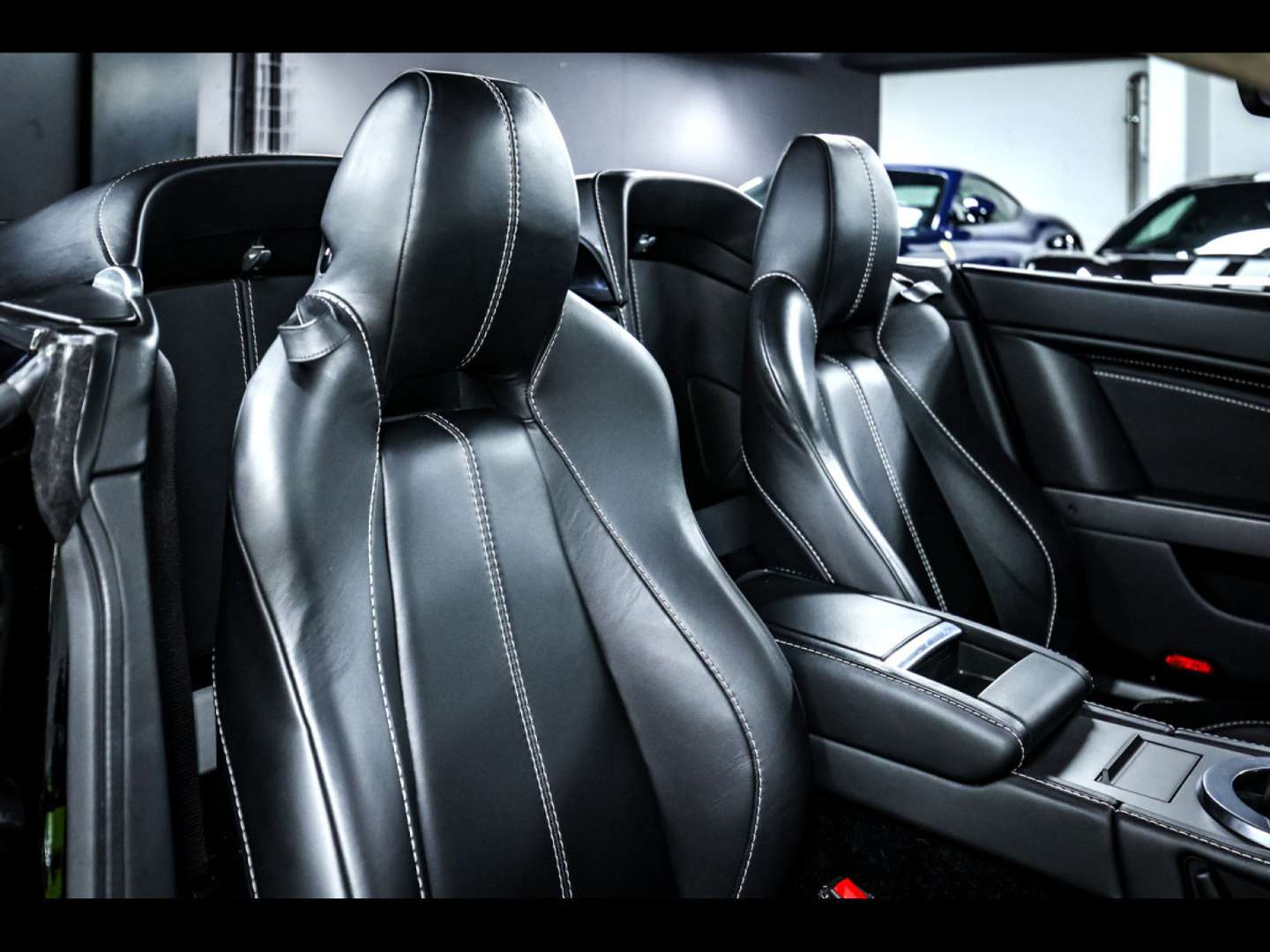 Aston Martin Vantage Roadster 4.7 Manual - 2014 - Joinsteer - #18