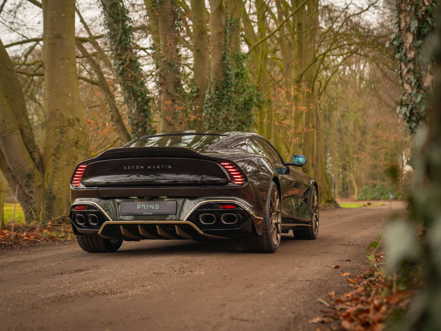 Aston Martin Vanquish - 2025 - Joinsteer - #37