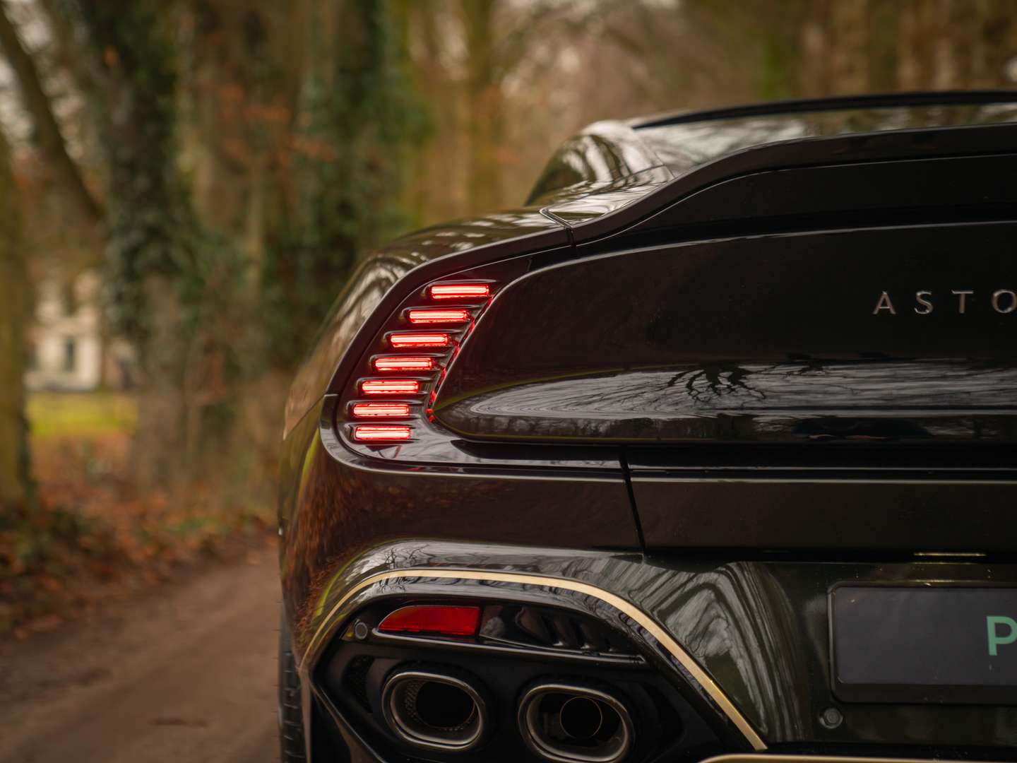 Aston Martin Vanquish - 2025 - Joinsteer - #38