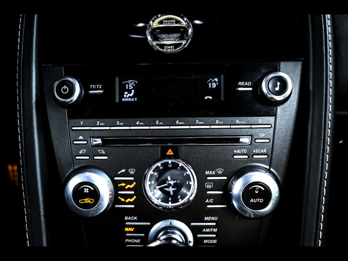 Aston Martin Vantage Roadster 4.7 Manual - 2014 - Joinsteer - #22