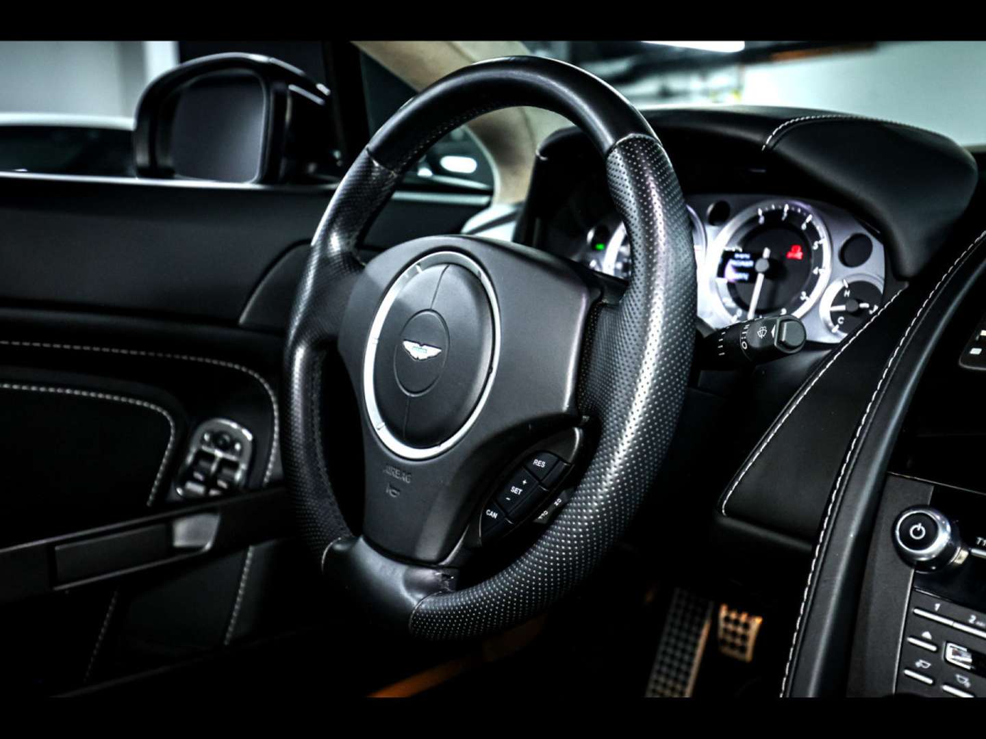 Aston Martin Vantage Roadster 4.7 Manual - 2014 - Joinsteer - #27