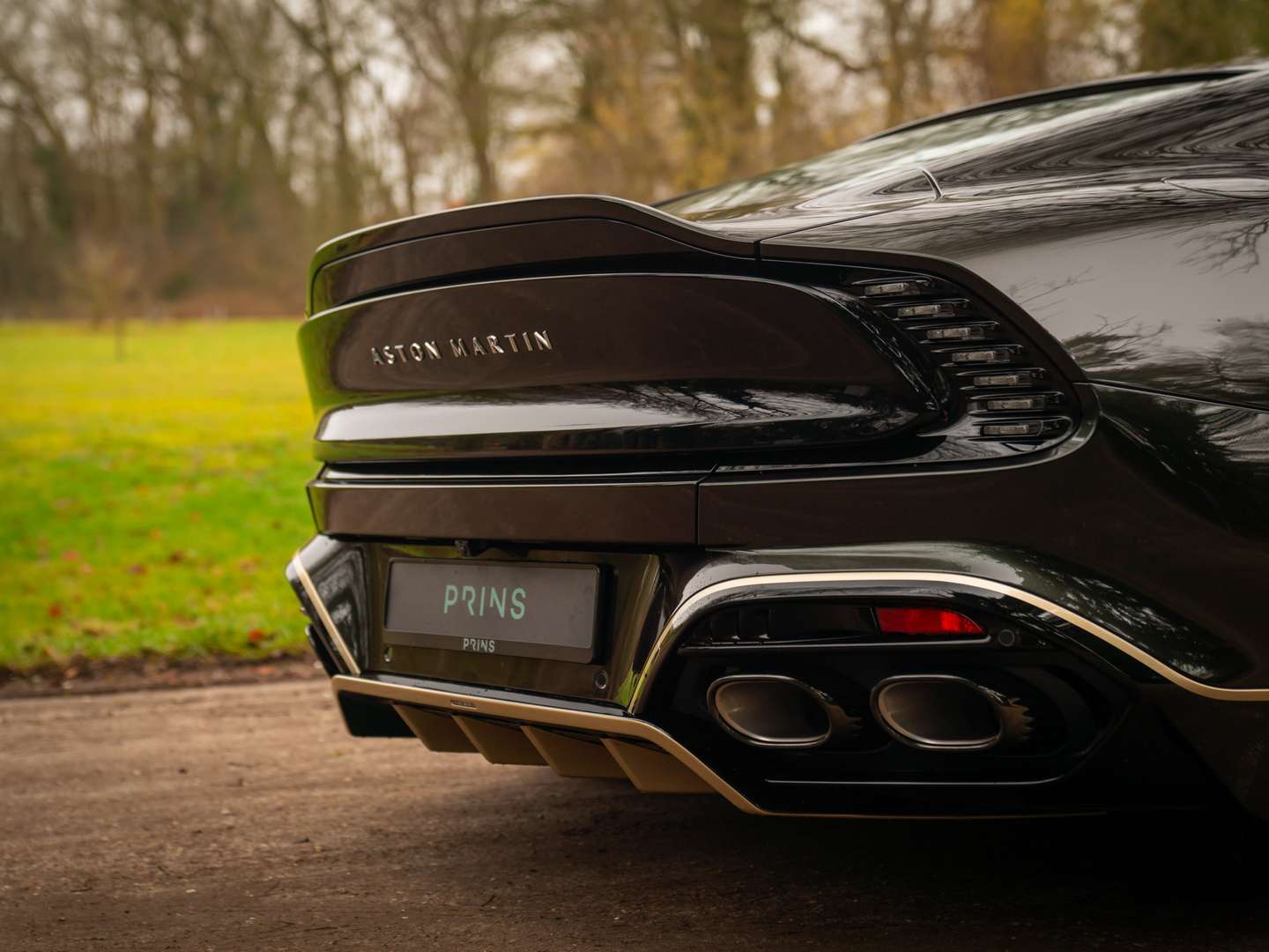 Aston Martin Vanquish - 2025 - Joinsteer - #49