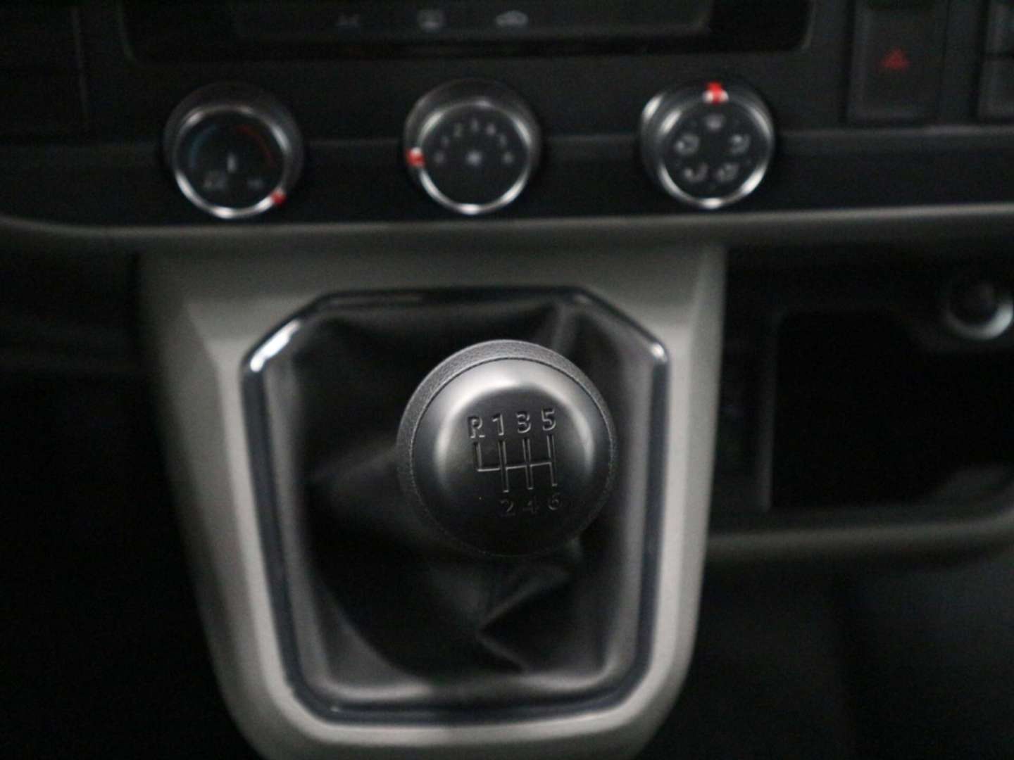 Volkswagen Transporter - 2023 - Joinsteer - #7