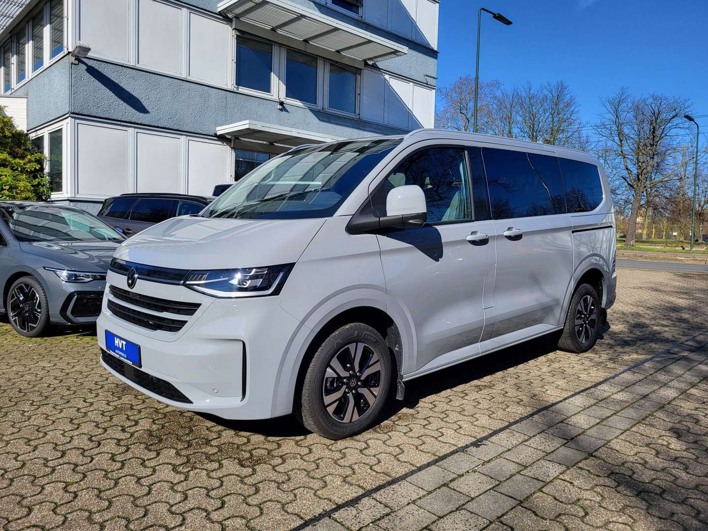 Volkswagen Multivan TDI Style - 2026 - Joinsteer - #1