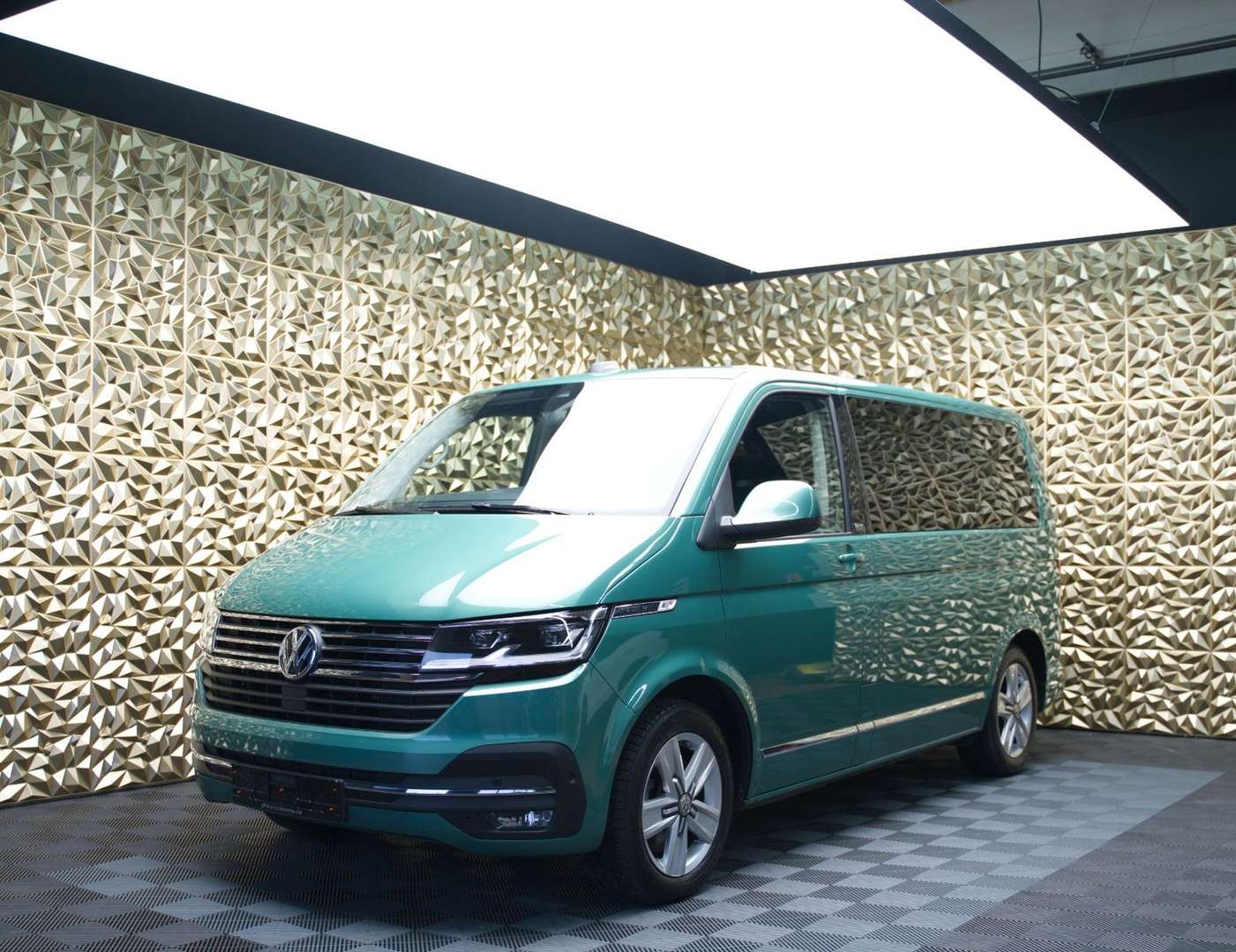Volkswagen Multivan - 2022 - Joinsteer - #1