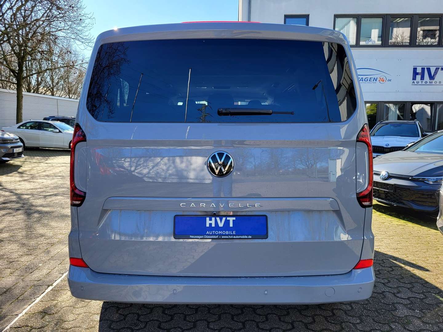 Volkswagen Multivan TDI Style - 2026 - Joinsteer - #4