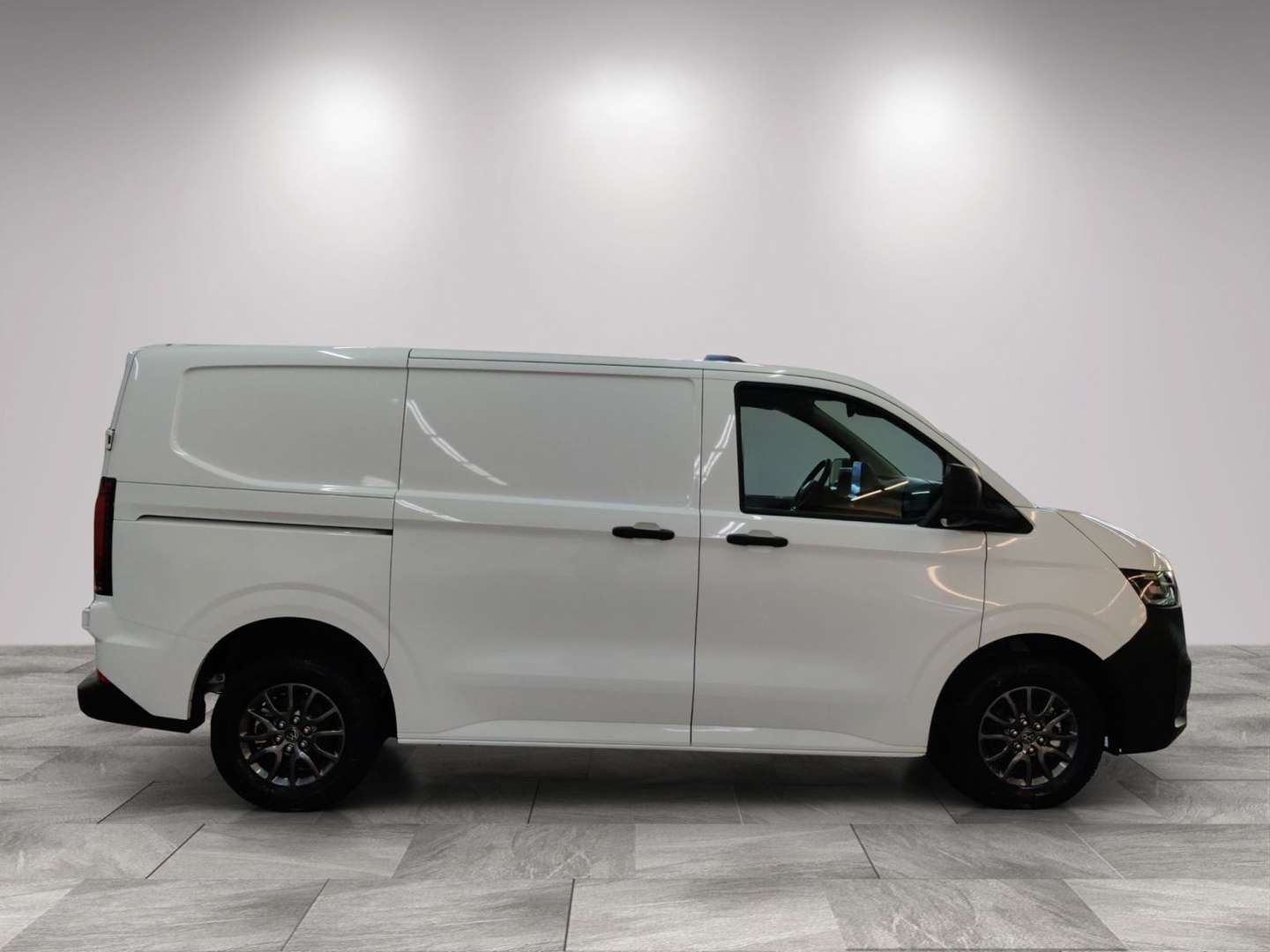 Volkswagen Transporter Kasten TDI - 2025 - Joinsteer - #4