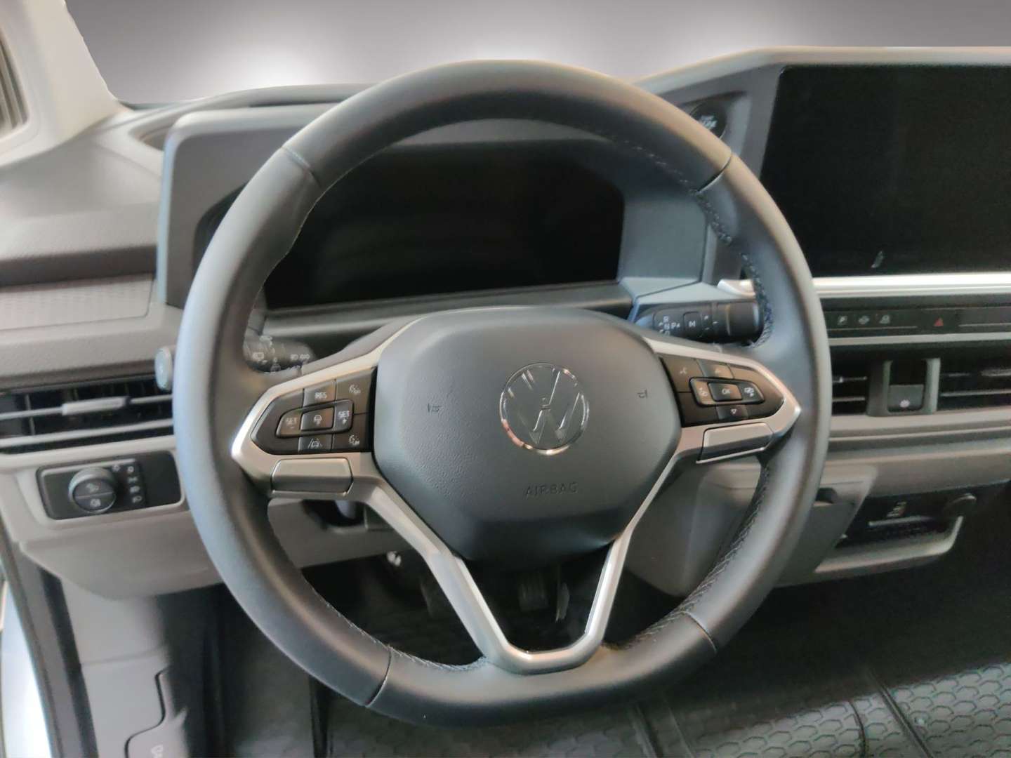 Volkswagen Transporter Kasten TDI - 2025 - Joinsteer - #7