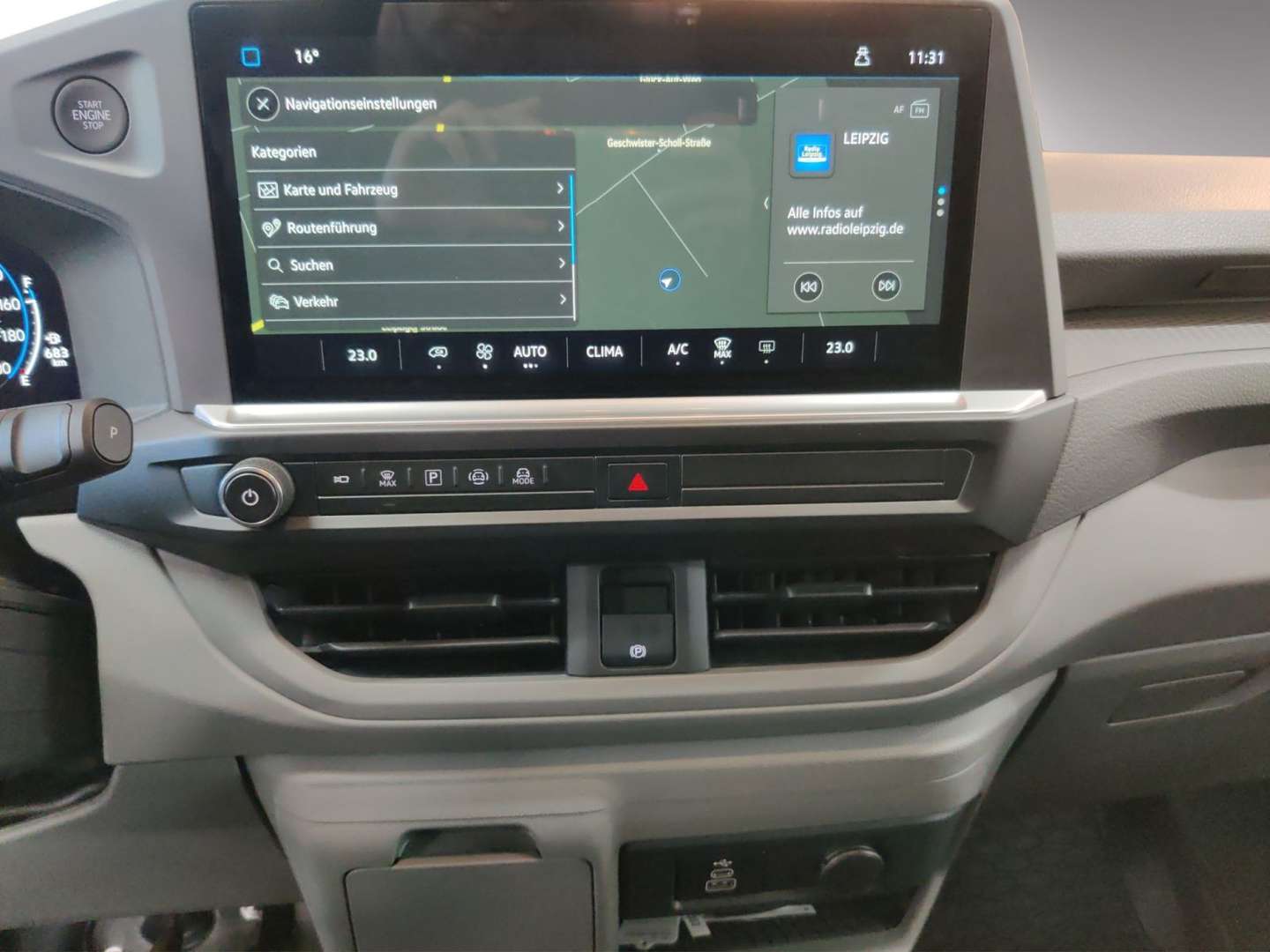 Volkswagen Transporter Kasten TDI - 2025 - Joinsteer - #11