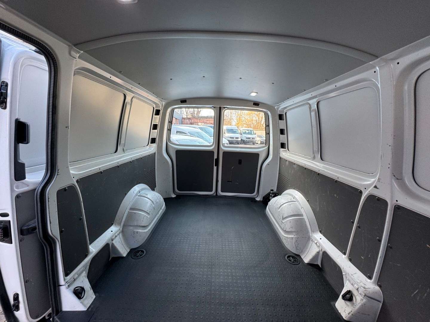 Volkswagen Transporter - 2023 - Joinsteer - #13