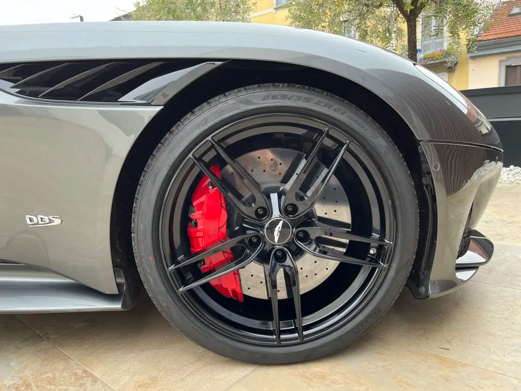 Aston Martin DBS (2018-24) DBS Superleggera Coupe 5.2 - 2021 - Joinsteer - #4