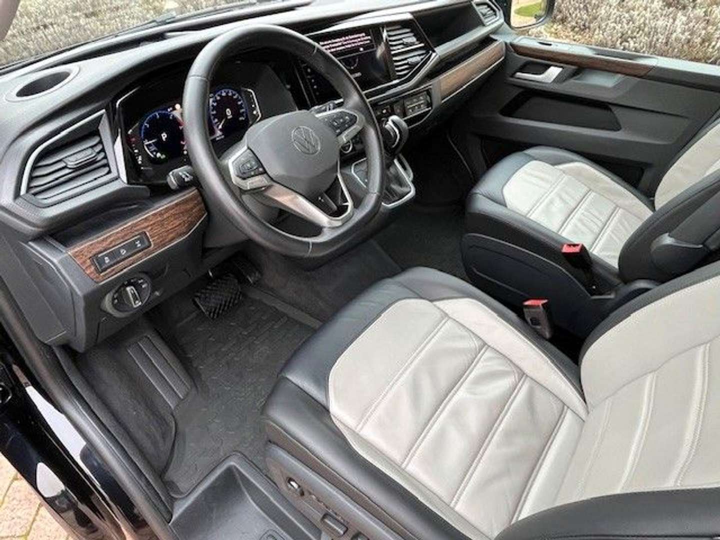 Volkswagen Multivan 4Motion Highline - 2022 - Joinsteer - #7