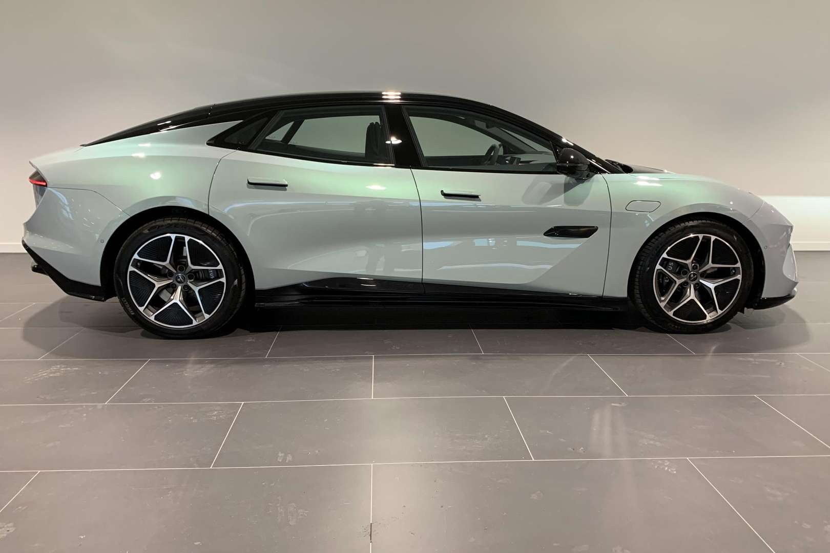 Lotus Emeya - 2025 - Joinsteer - #7